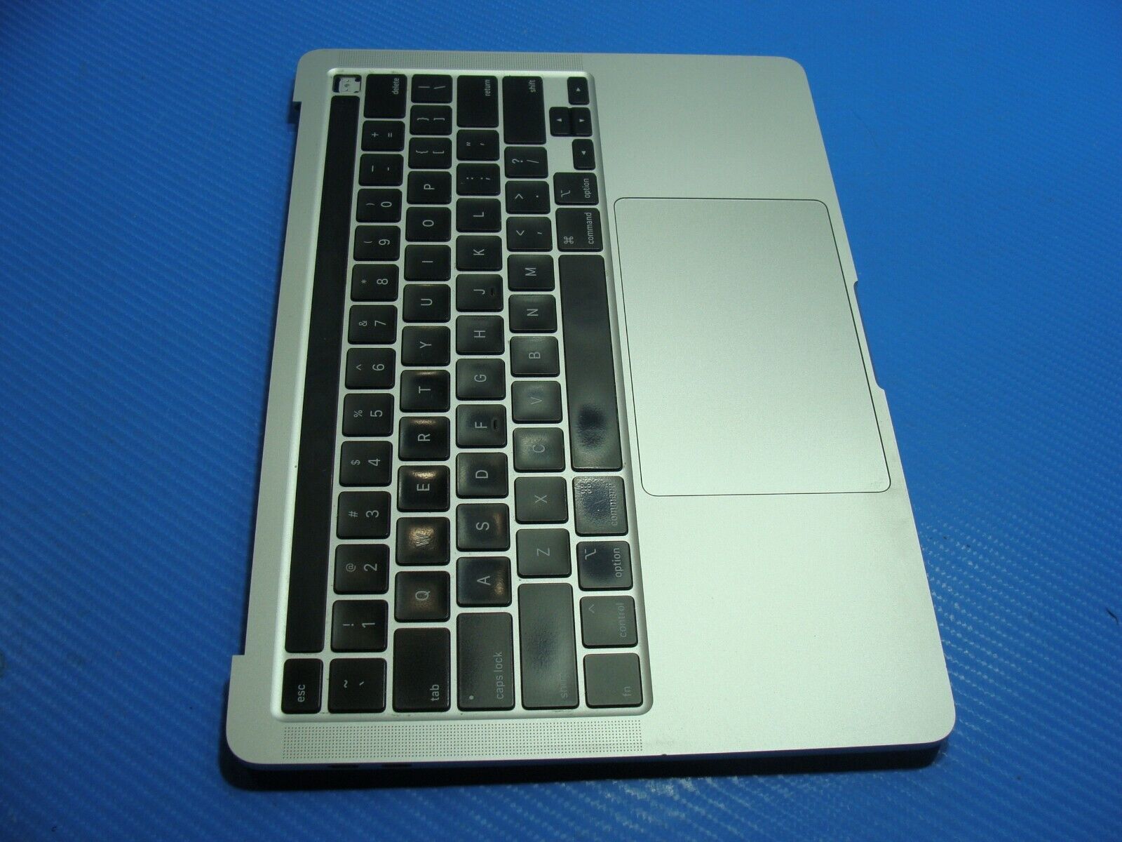 MacBook Pro A2251 13