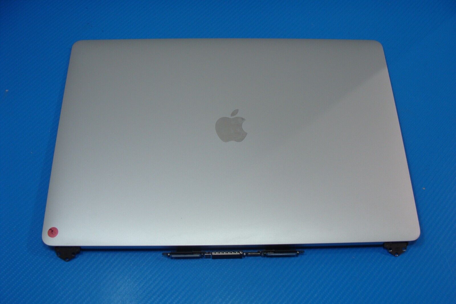 MacBook Pro A1990 15