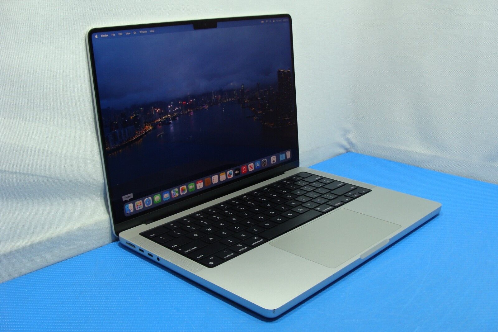 Apple Macbook Pro 14