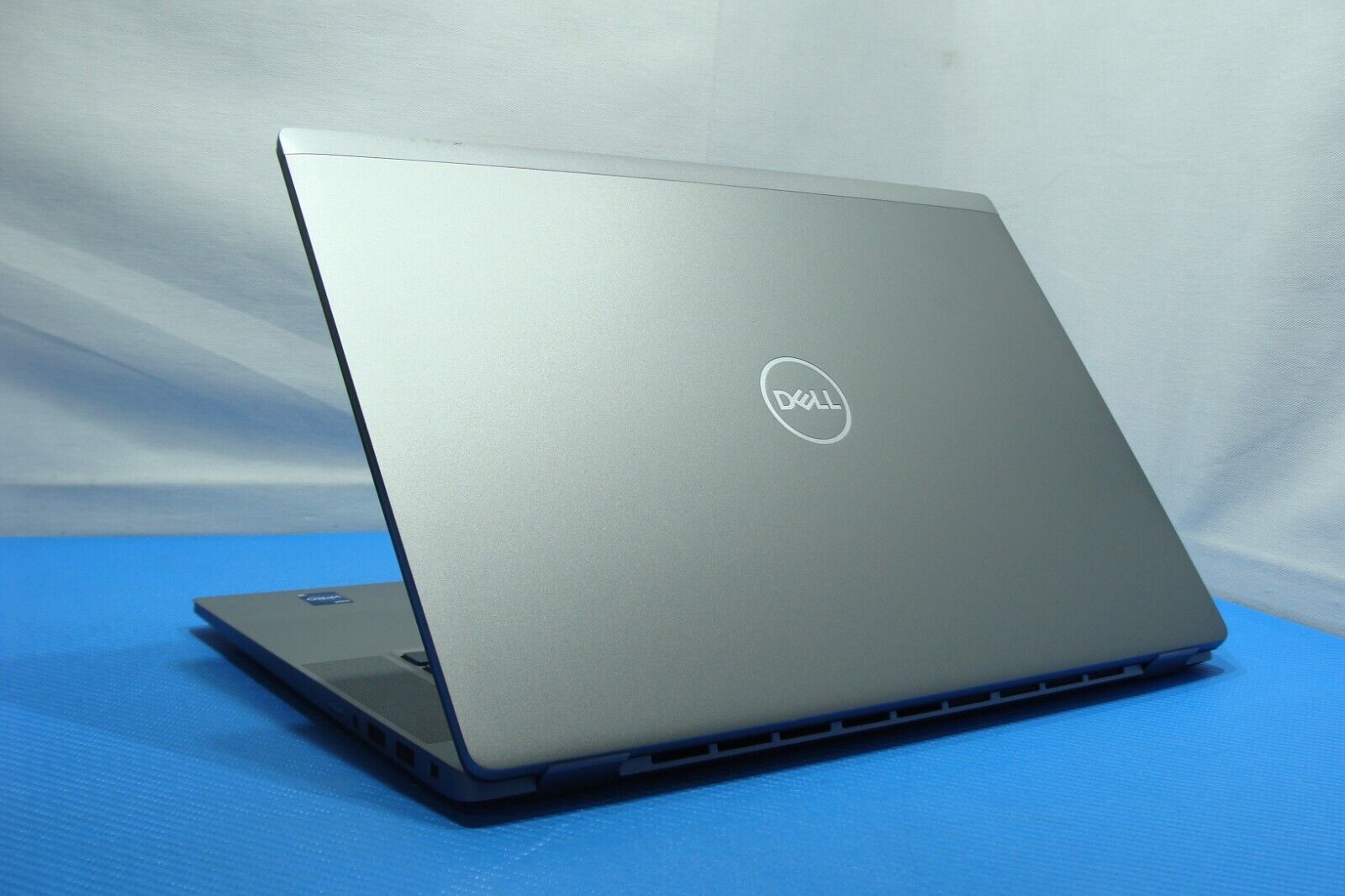 Dell Latitude 7640 16