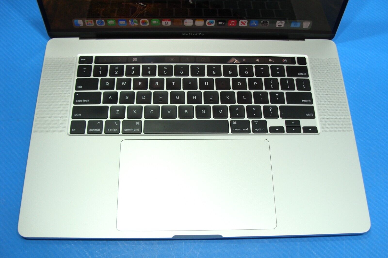 Apple MacBook Pro A2141 Core i7-9750H 16GB 512GB PRO 5300M MVVL2LL/A Silver Good