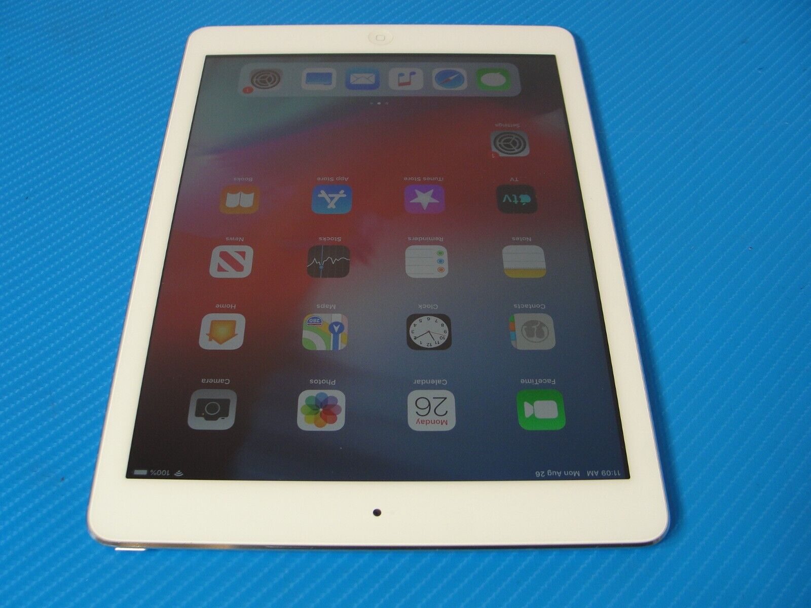 Apple iPad Air deals 1st Generation 16GB wifi A1474