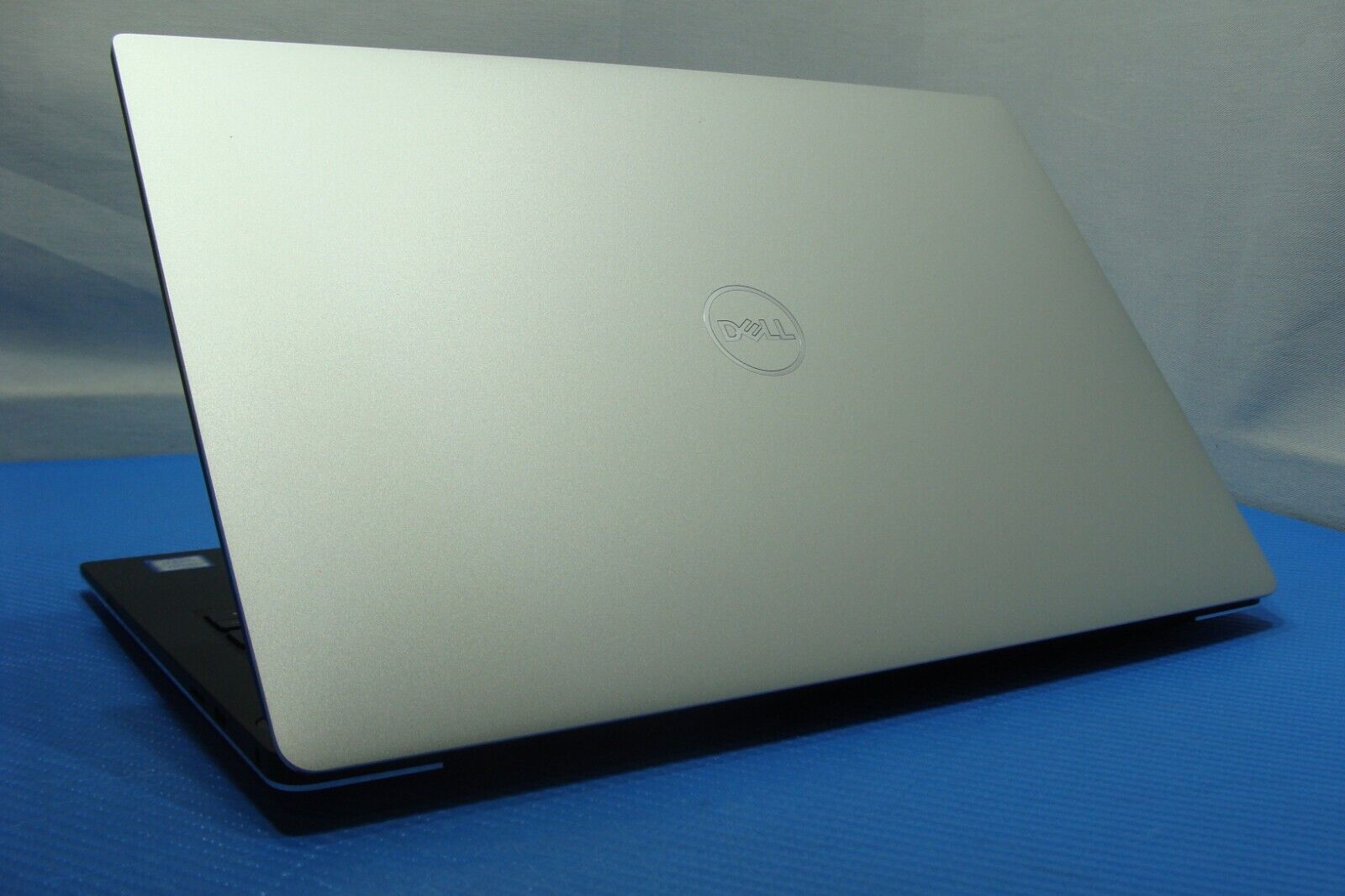 Dell XPS 13 9370 Laptop 13.3