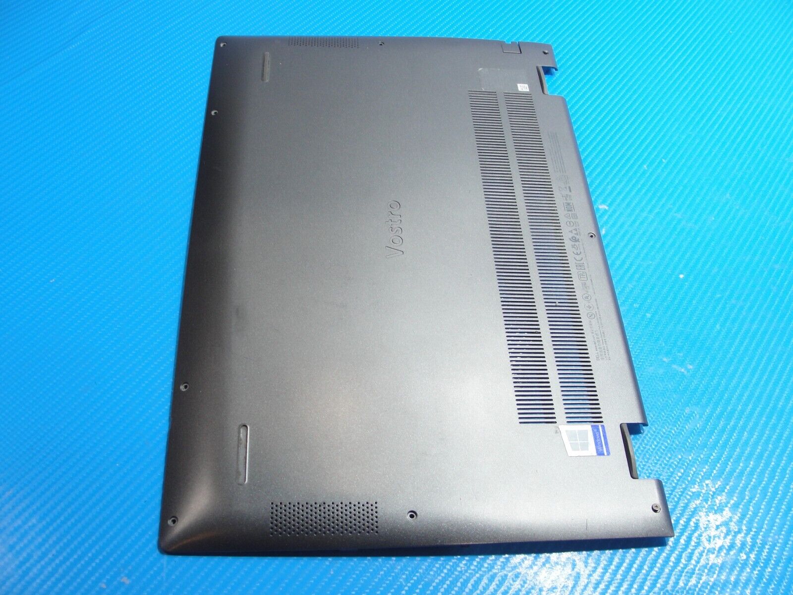 Dell Vostro 5502 15.6