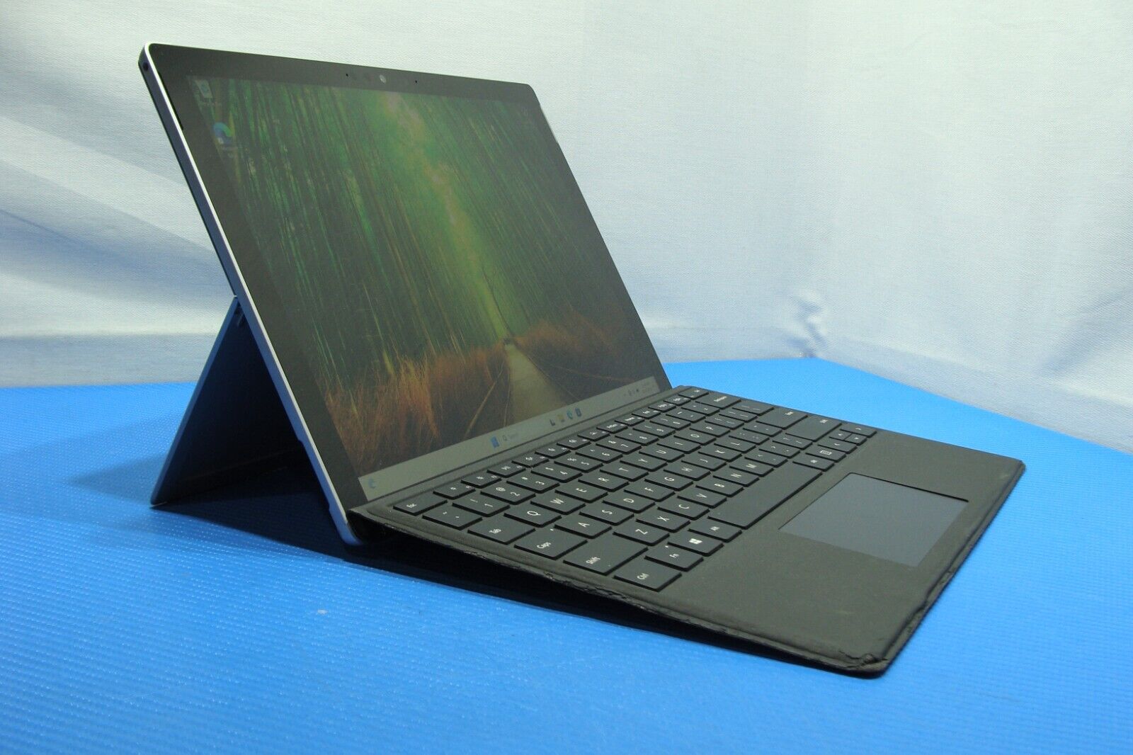 Microsoft Surface Pro 7 1866 12.3