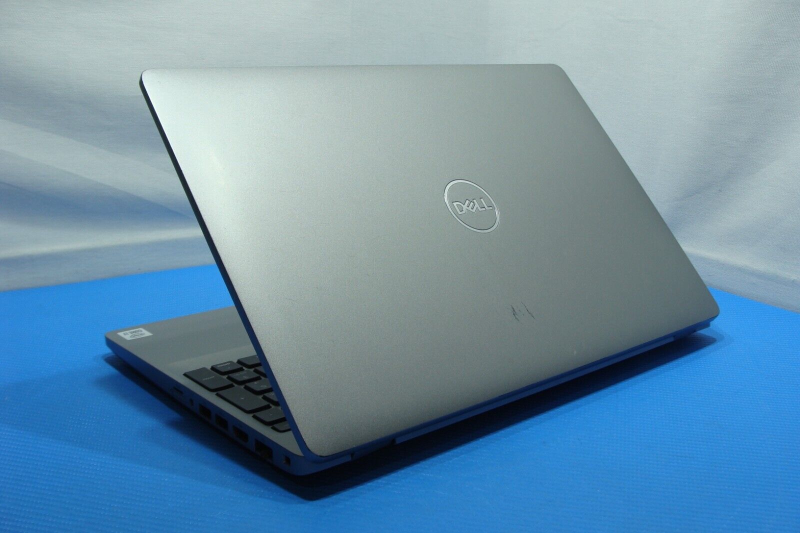 Dell Precision 3551 15.6