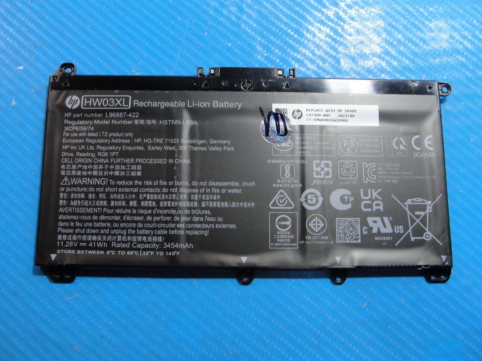 HP 14” 14-cf2112wm OEM Battery 11.28V 41Wh 3454mAh HW03XL L97300-005 L96887-422