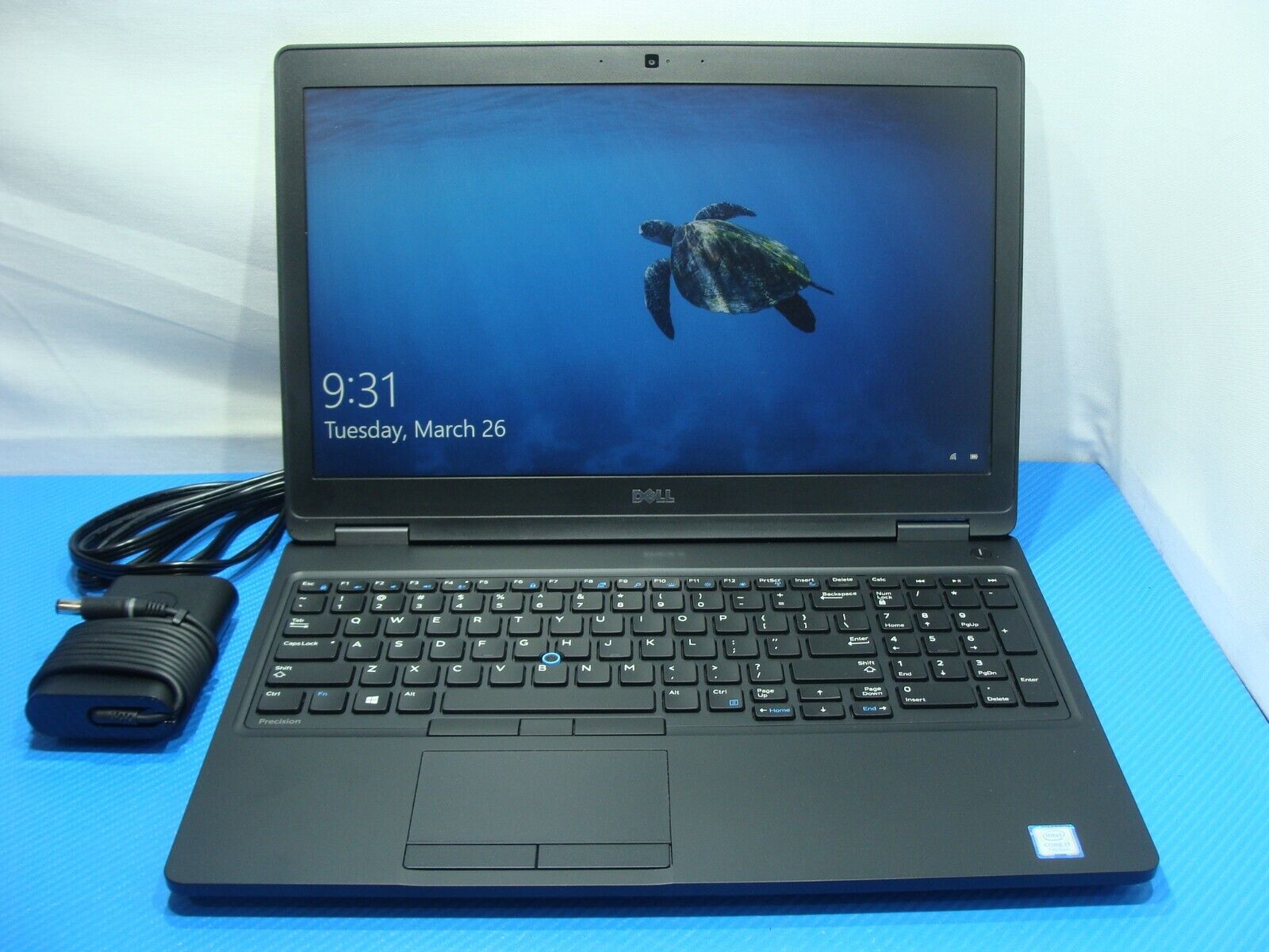 Dell Precision 3520 15.6