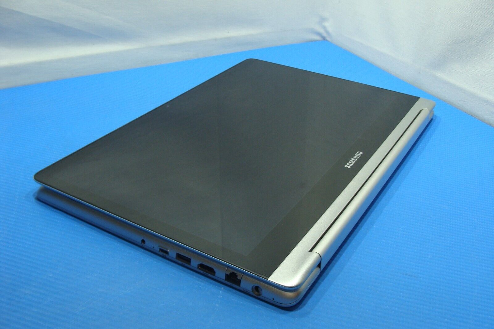 SAMSUNG NoteBook 7Spin NP740U5M 15.6