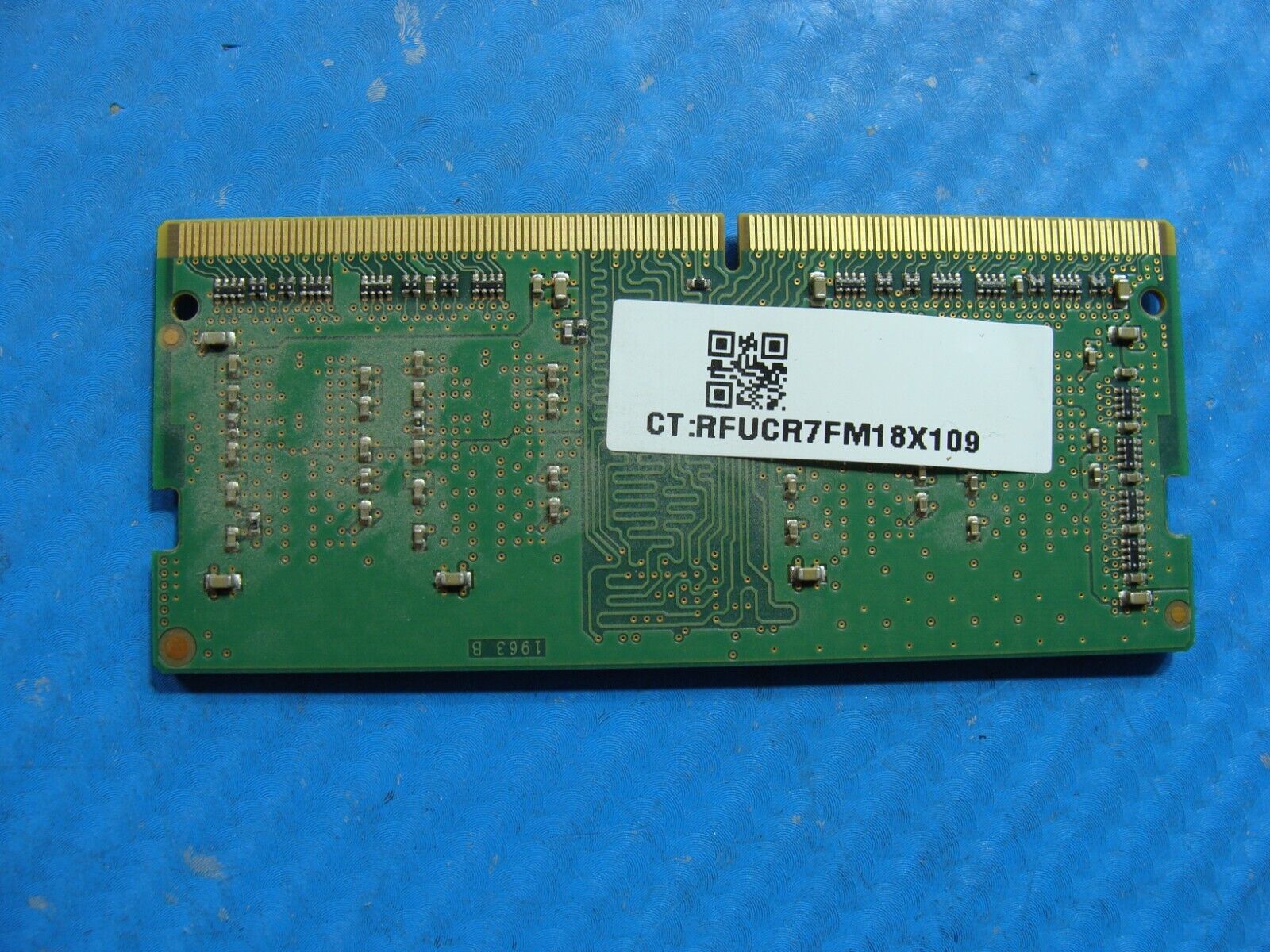 HP 15-au063nr Micron 4GB 1Rx16 PC4-2400T Memory RAM SO-DIMM MTA4ATF51264HZ-2G3B1