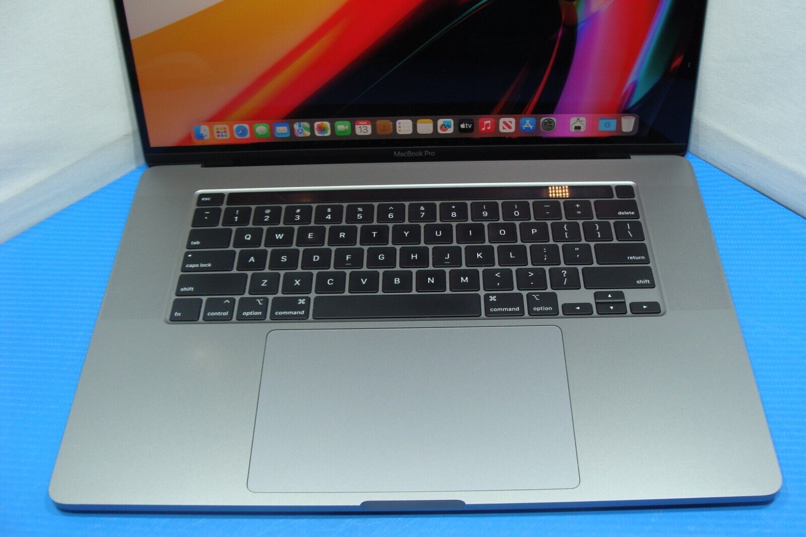 Apple MacBook Pro A2141 16