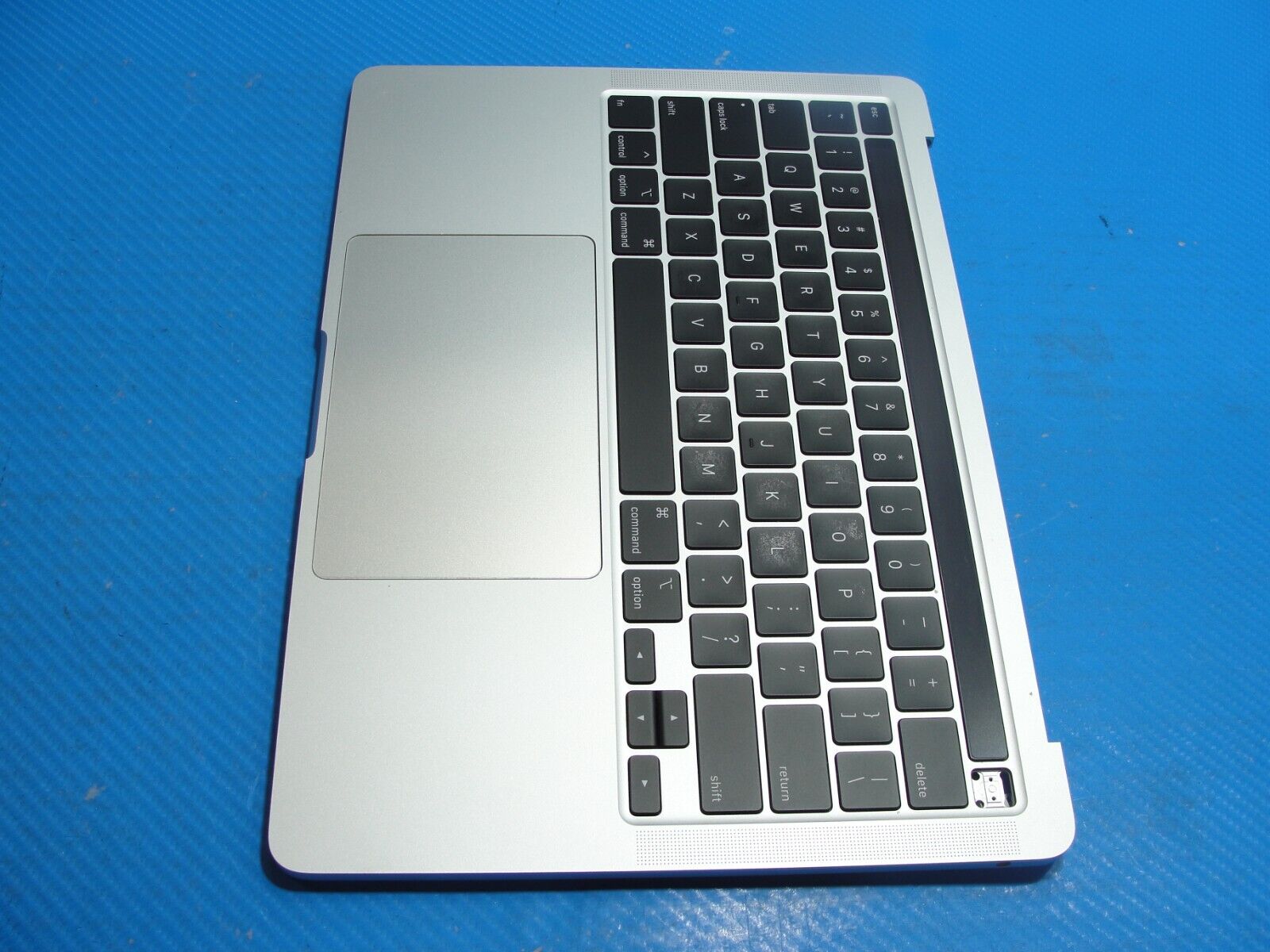 MacBook Pro A2289 13