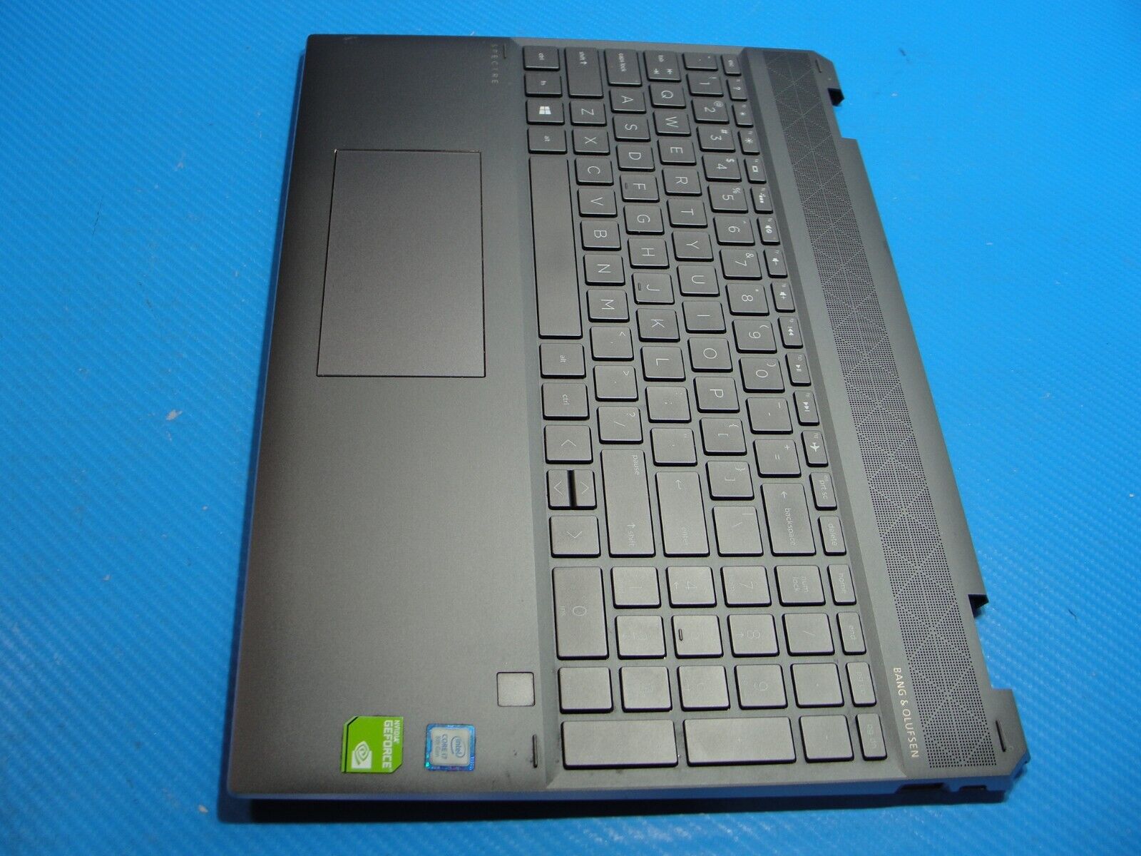 HP Spectre 15-df0013dx 15.6