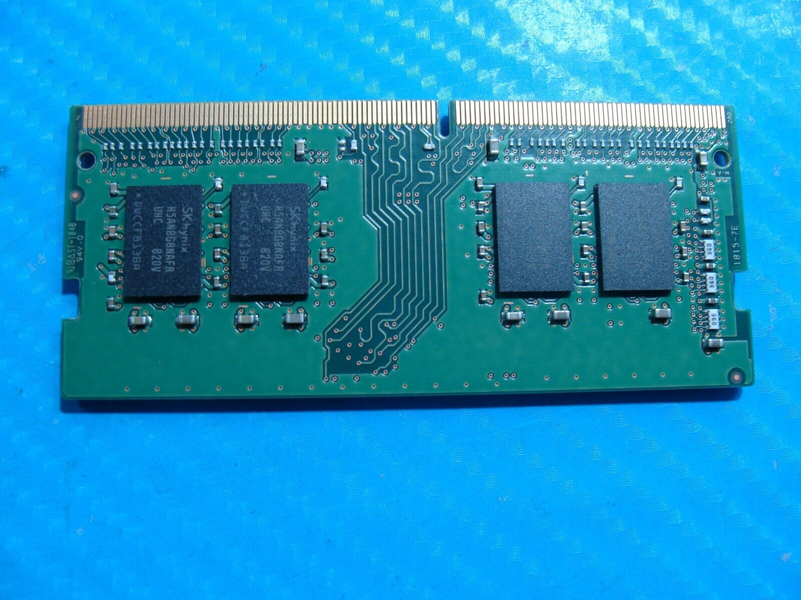 Dell 17 5770 SK Hynix 8GB 1Rx8 PC4-2400T Memory RAM SO-DIMM HMA81GS6AFR8N-UH