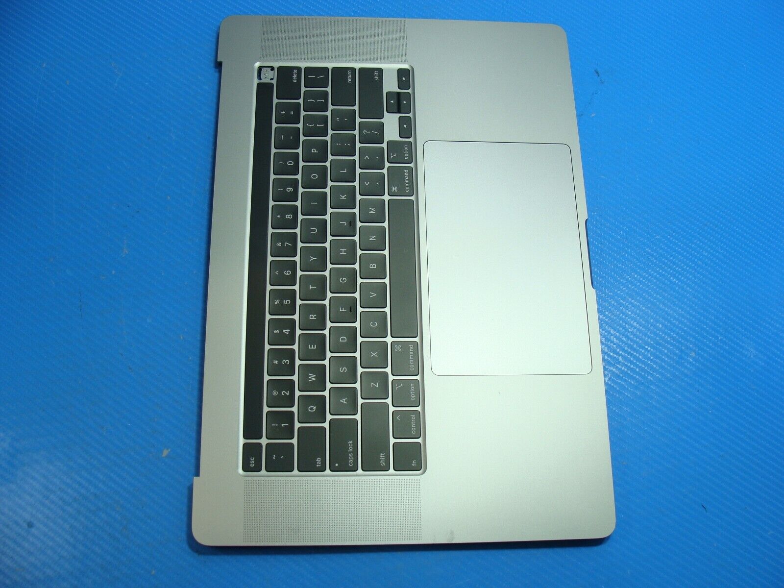 MacBook Pro 16