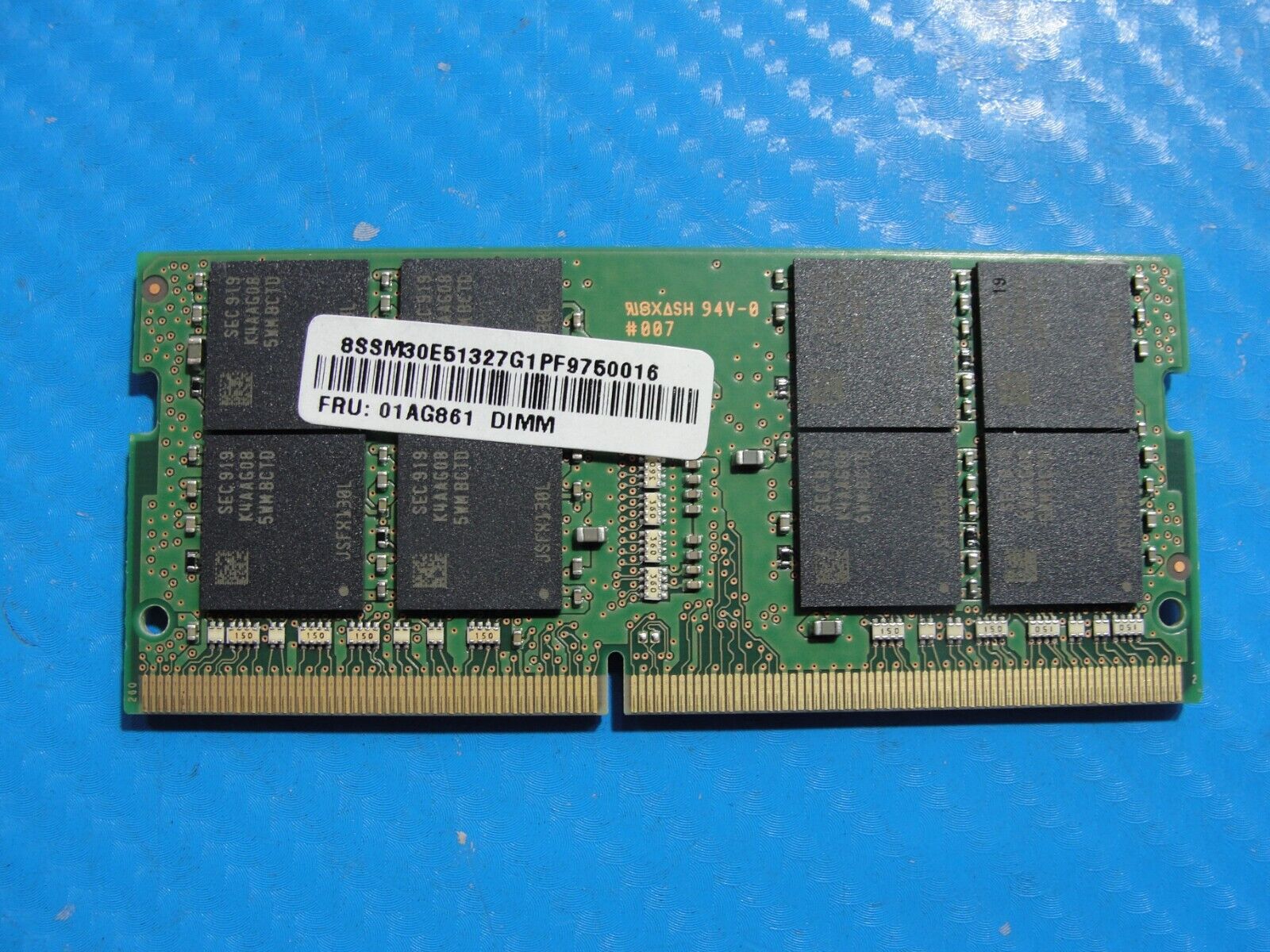 Lenovo P43s Samsung 32GB 2Rx8 PC4-2666V SO-DIMM Memory RAM M471A4G43MB1-CTD