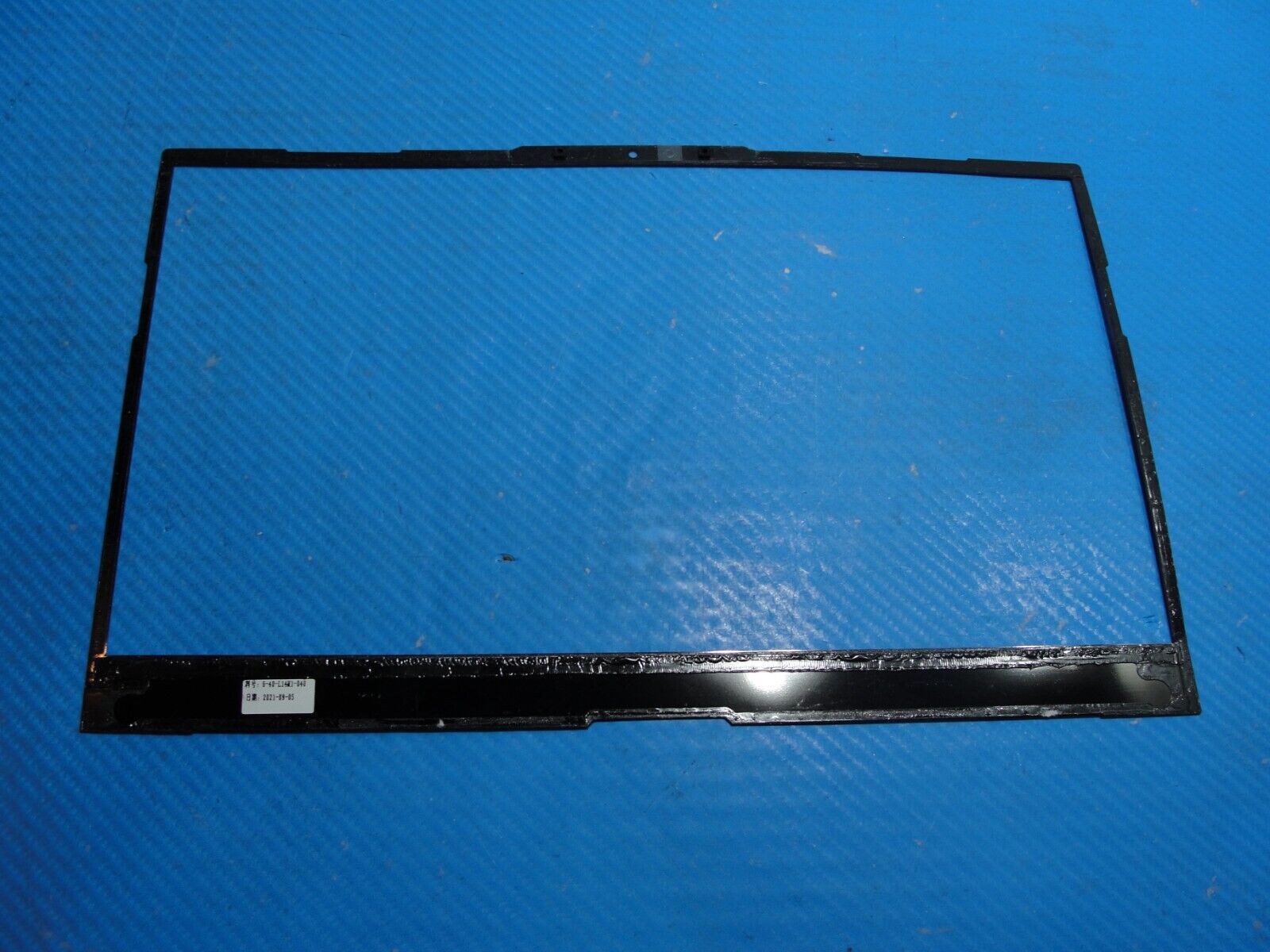 Gigabyte 14” U4 RC14 Genuine Laptop LCD Front Bezel 6-40-L14M1-040