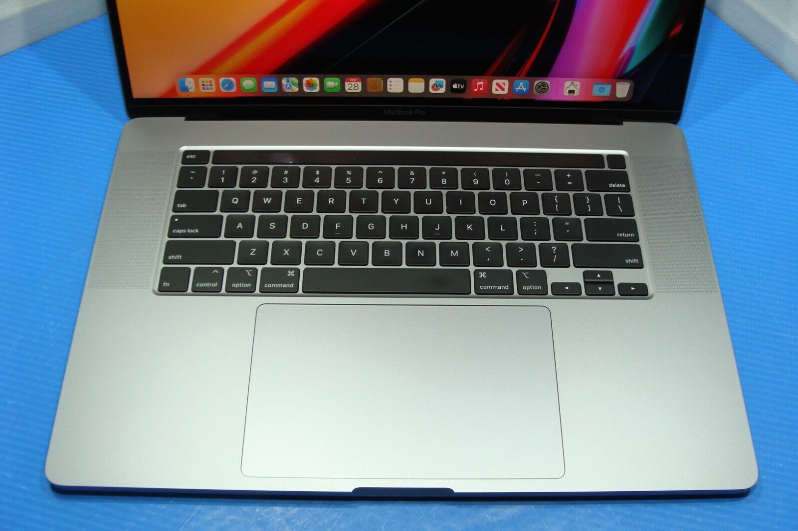 Apple MacBook Pro A2141 16