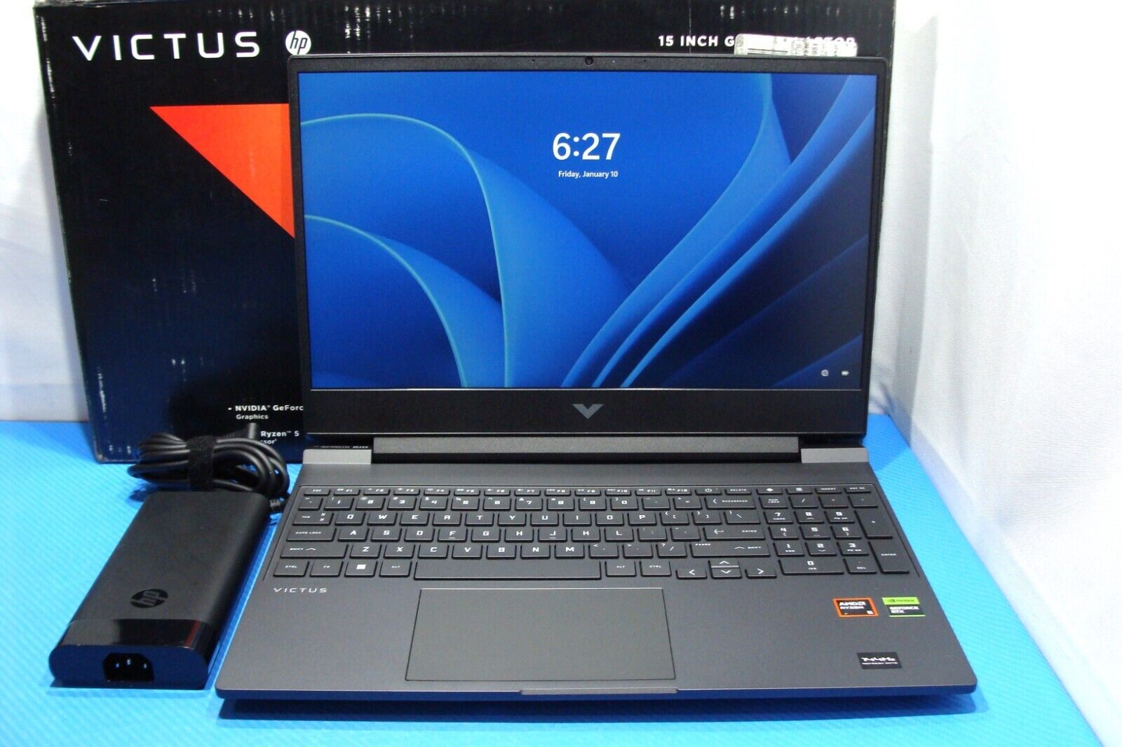 2024 HP Victus 15-fb2082wm Gaming 15.6