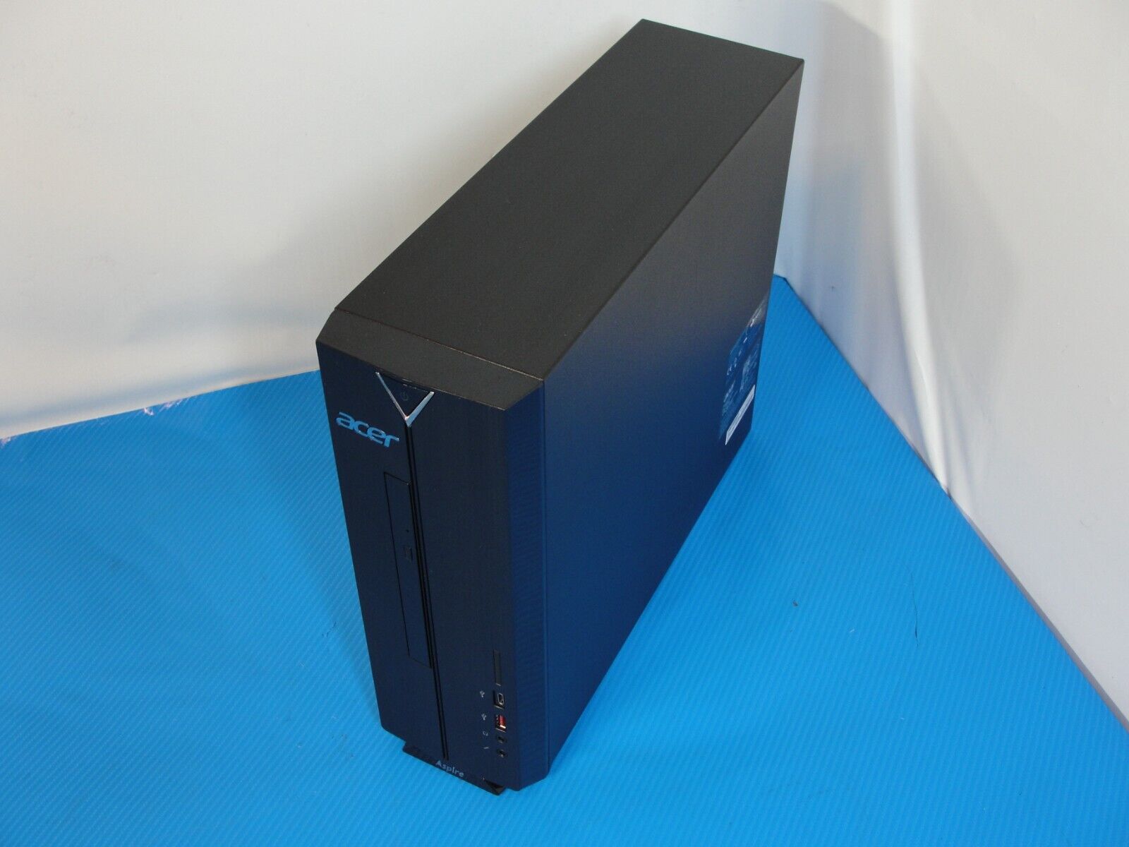 Acer Aspire XC-1660G-UW94 Desktop PC i3-10105 3.7GHz 8GB RAM 256GB WIFI BT