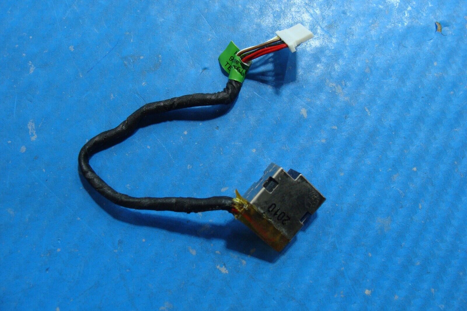 HP 15.6” 15-db0031nr Genuine Laptop DC IN Power Jack w/Cable 799736-T57