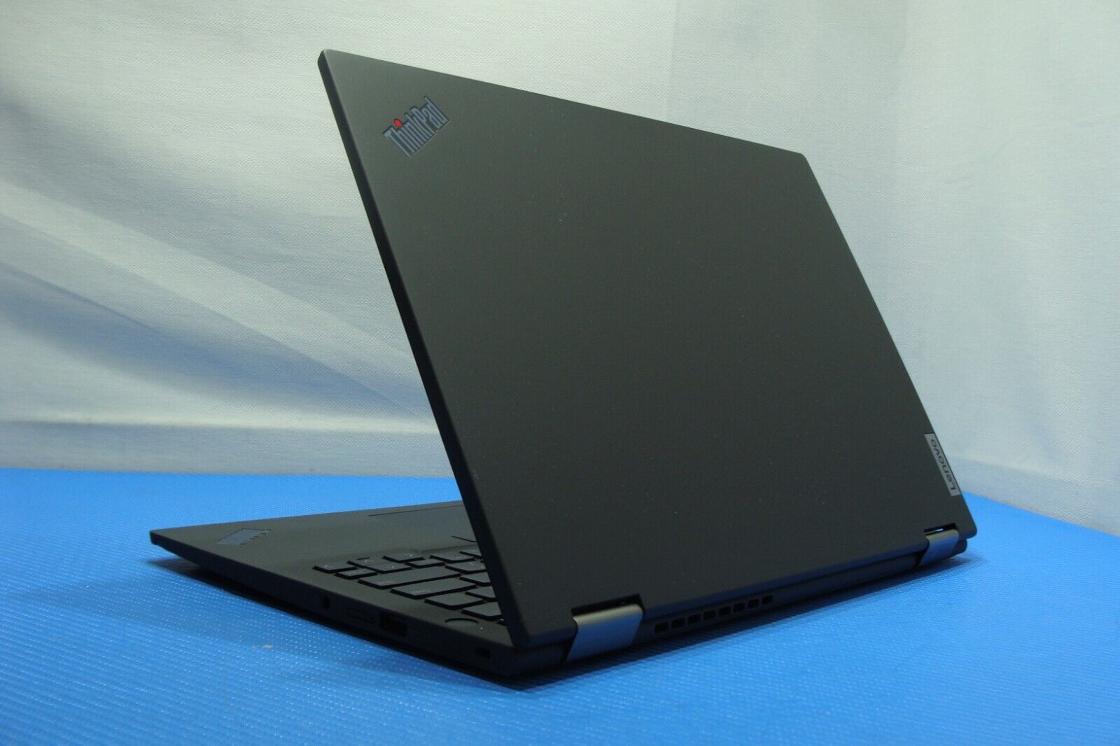 Lenovo ThinkPad X13 Yoga Gen 2 13.3