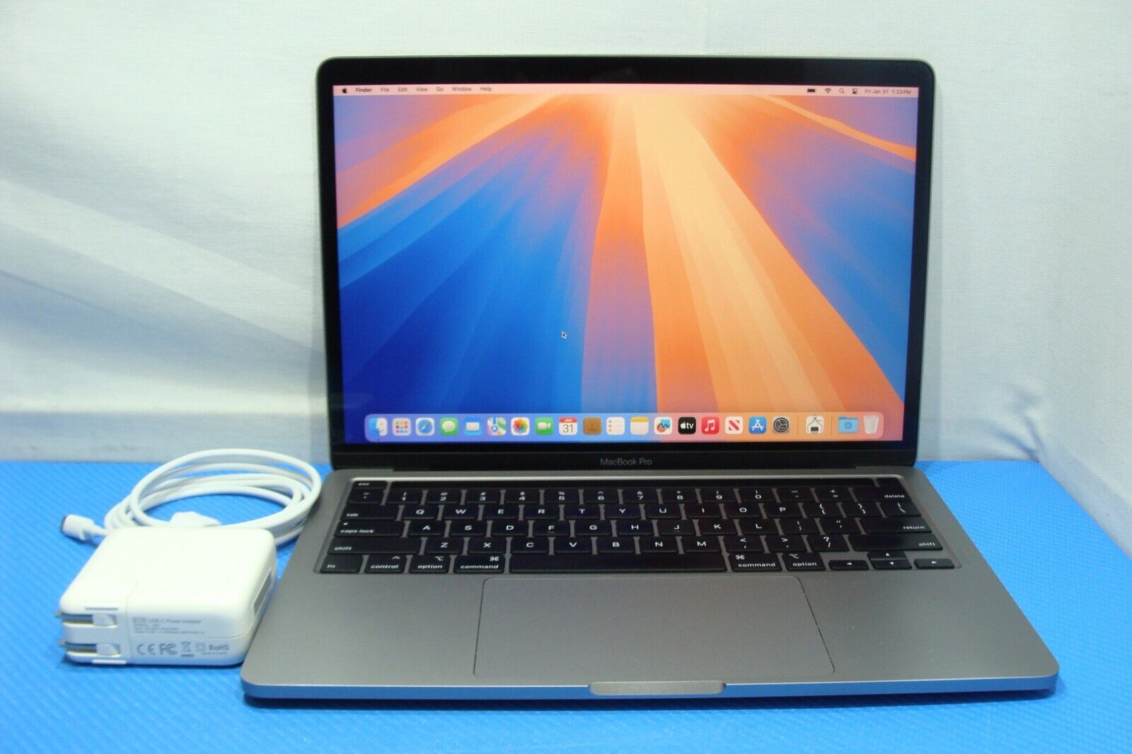 Apple MacBook Pro A2251 13