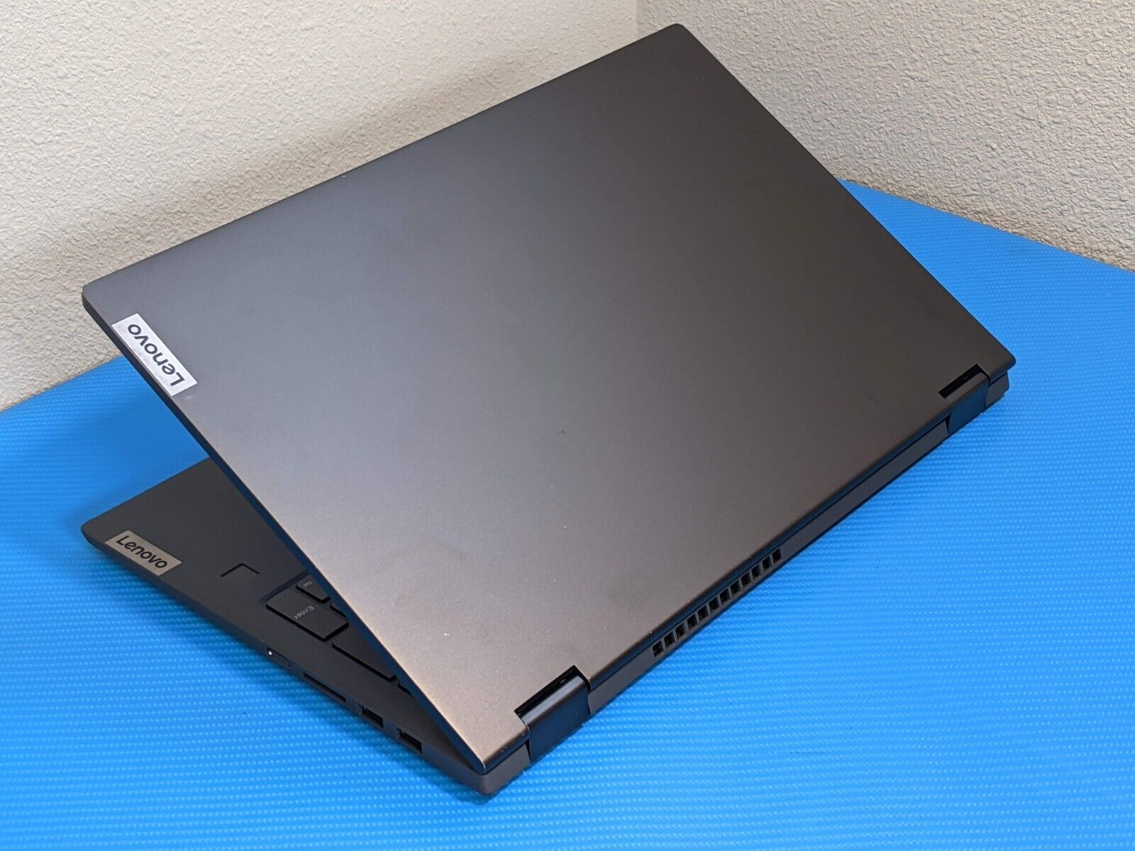 Lenovo IdeaPad Flex 5 15ALC05 15.6