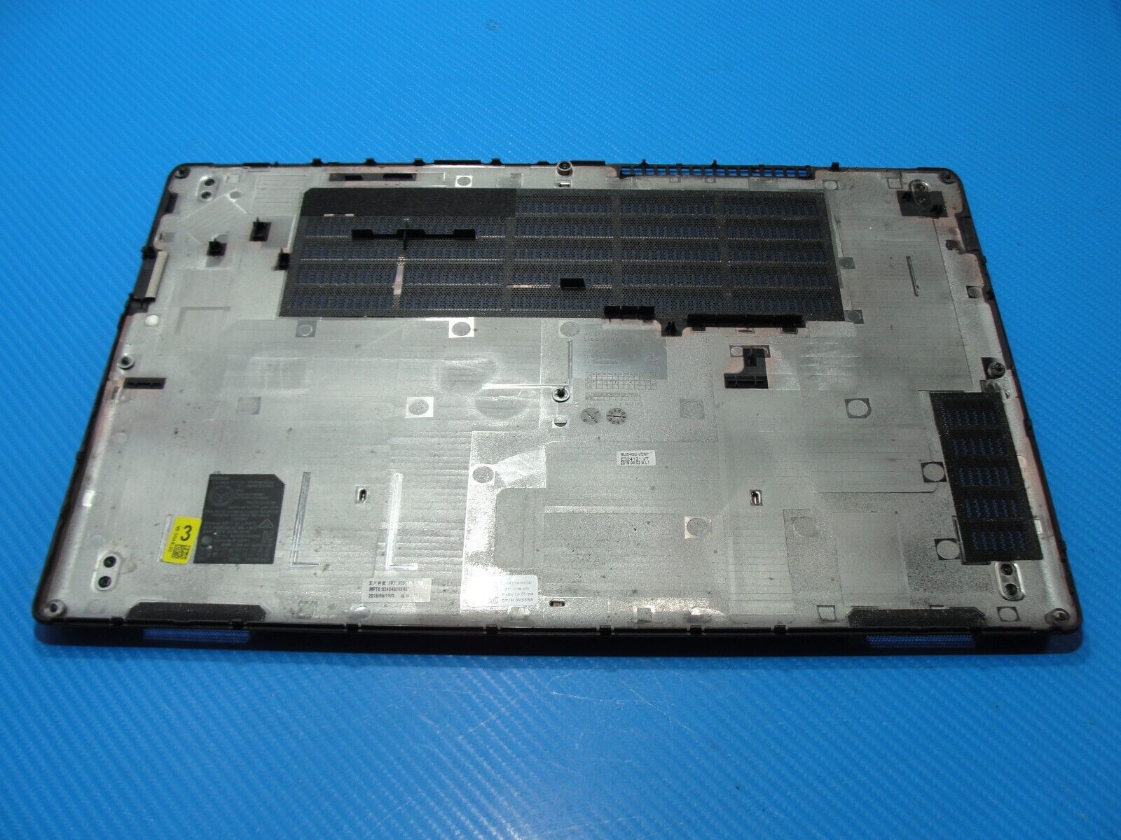 Dell Latitude 5590 15.6