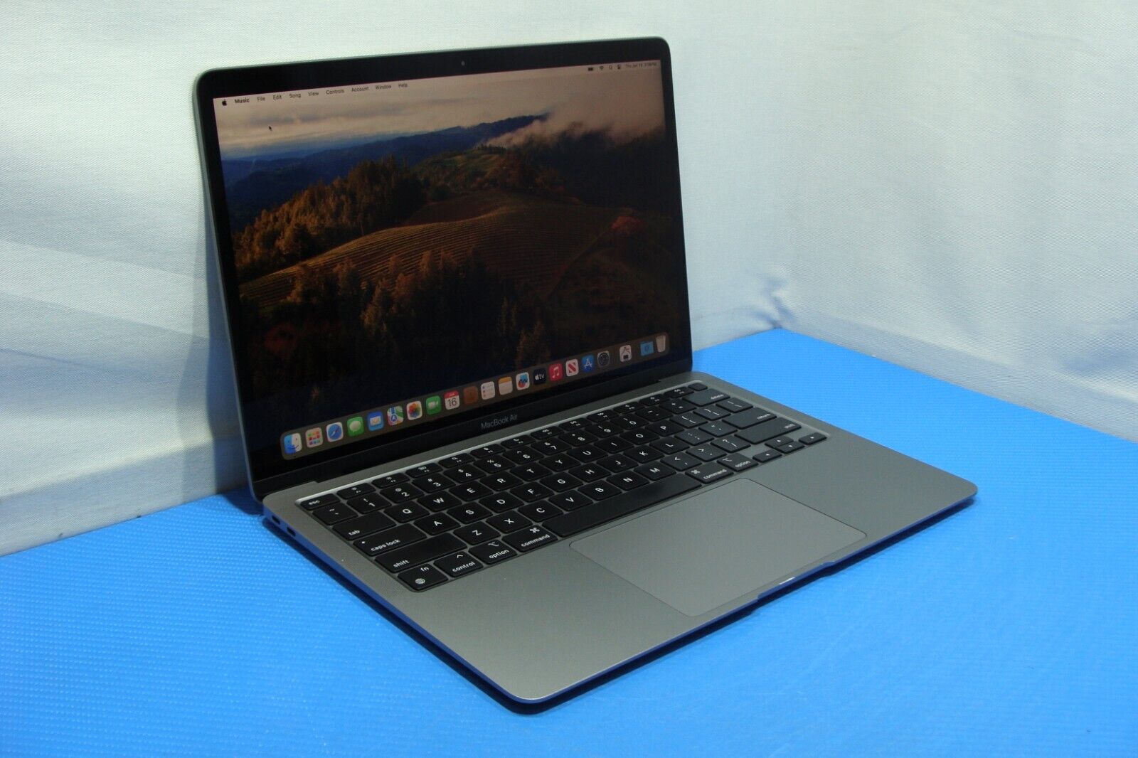 Apple MacBook Air A2337 13.3