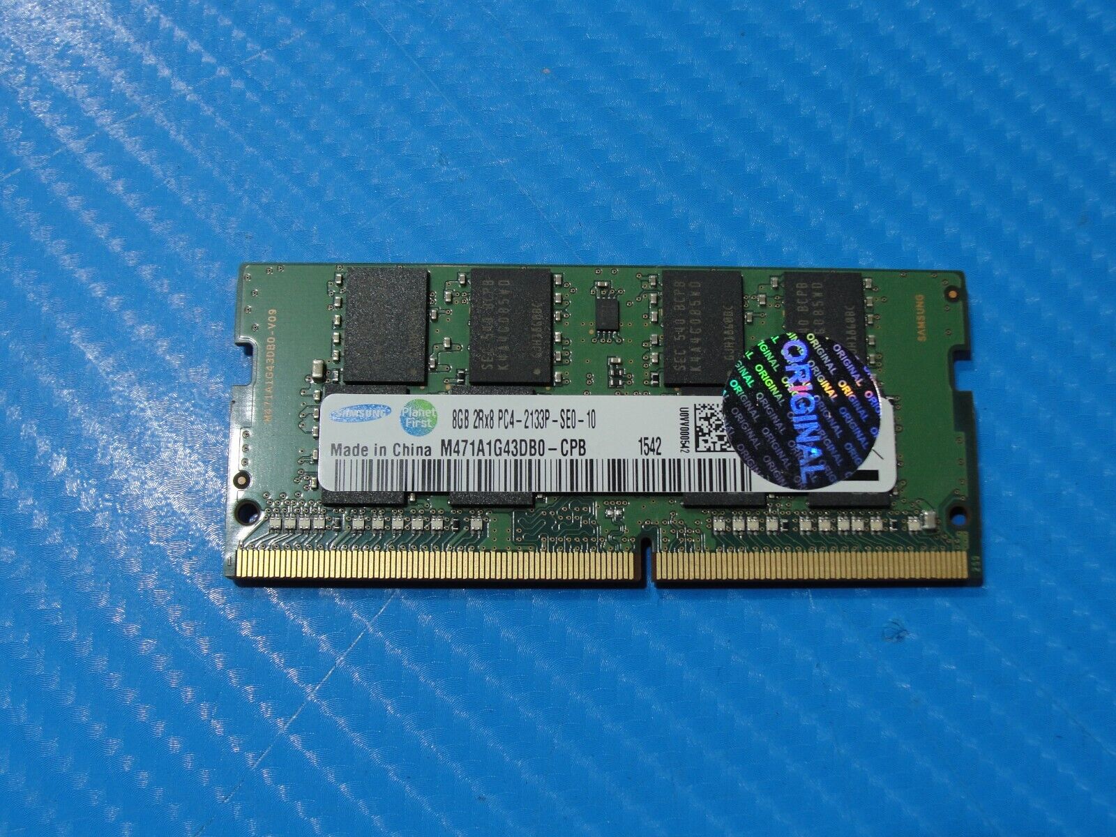 Lenovo Y700-15ISK Samsung 8GB 2Rx8 PC4-2133P Memory RAM M471A1G43DB0-CPB