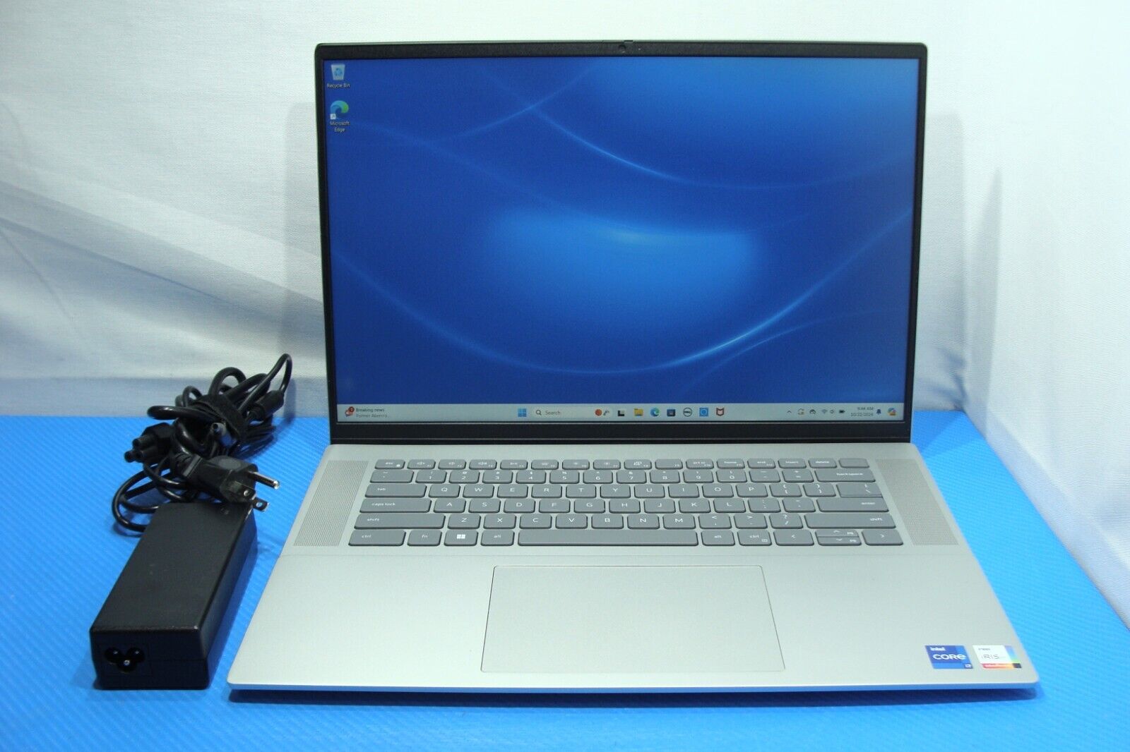 DELL Inspiron 5620 16