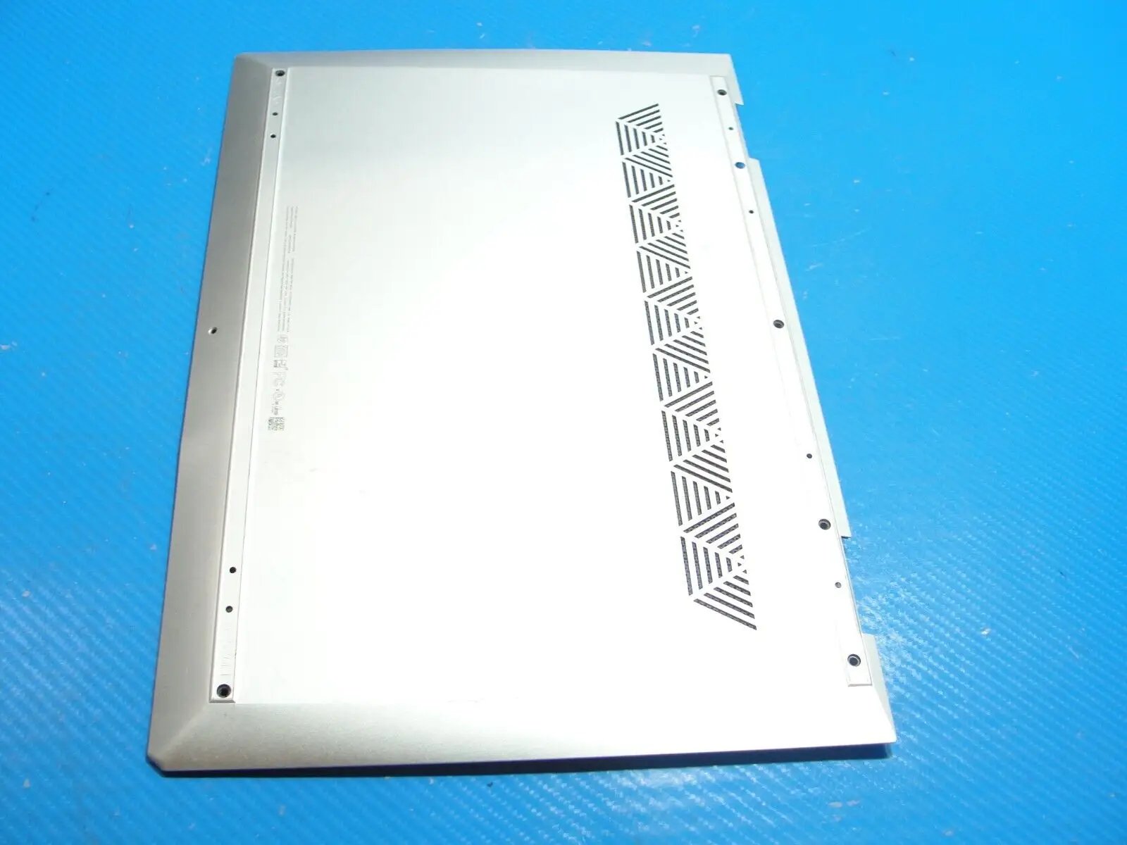 HP Envy x360 15.6” 15m-dr0012dx Genuine Bottom Case Base Cover Silver L53530-001