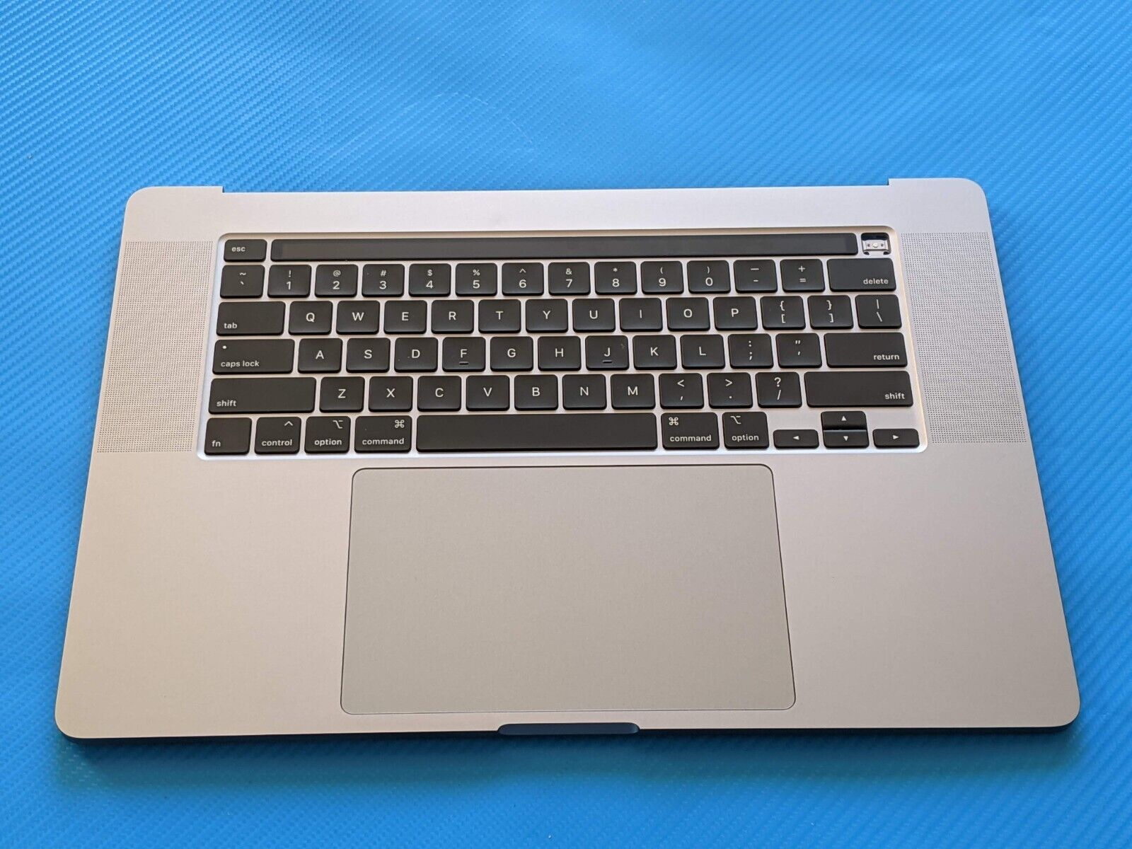 MacBook Pro A2141 16