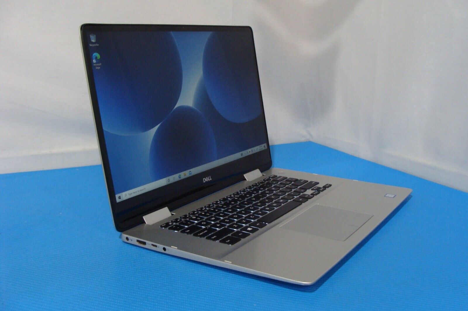 Dell Inspiron 7586 2-in-1 15.6