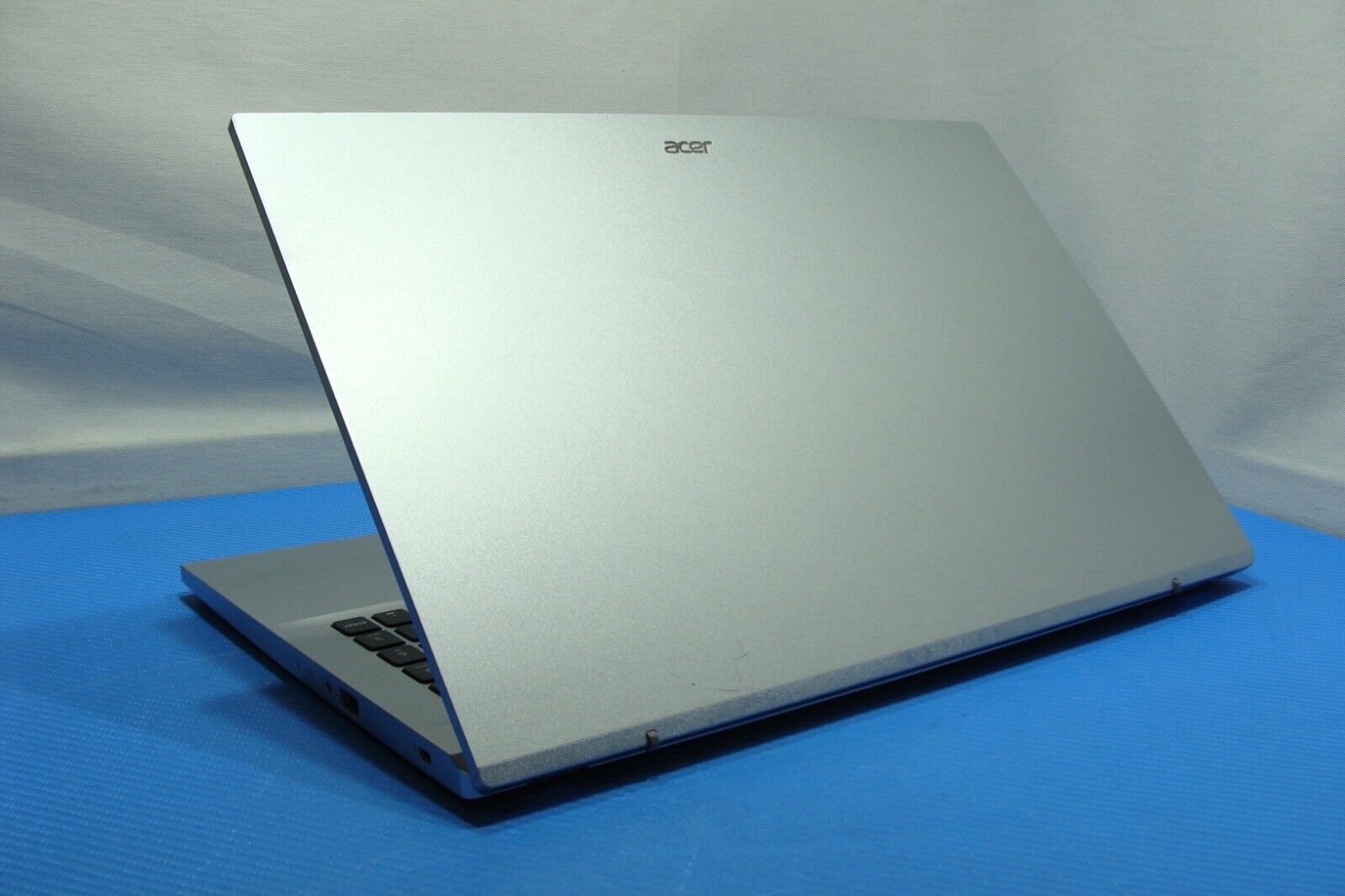 Acer Aspire A315-59-53 15.6