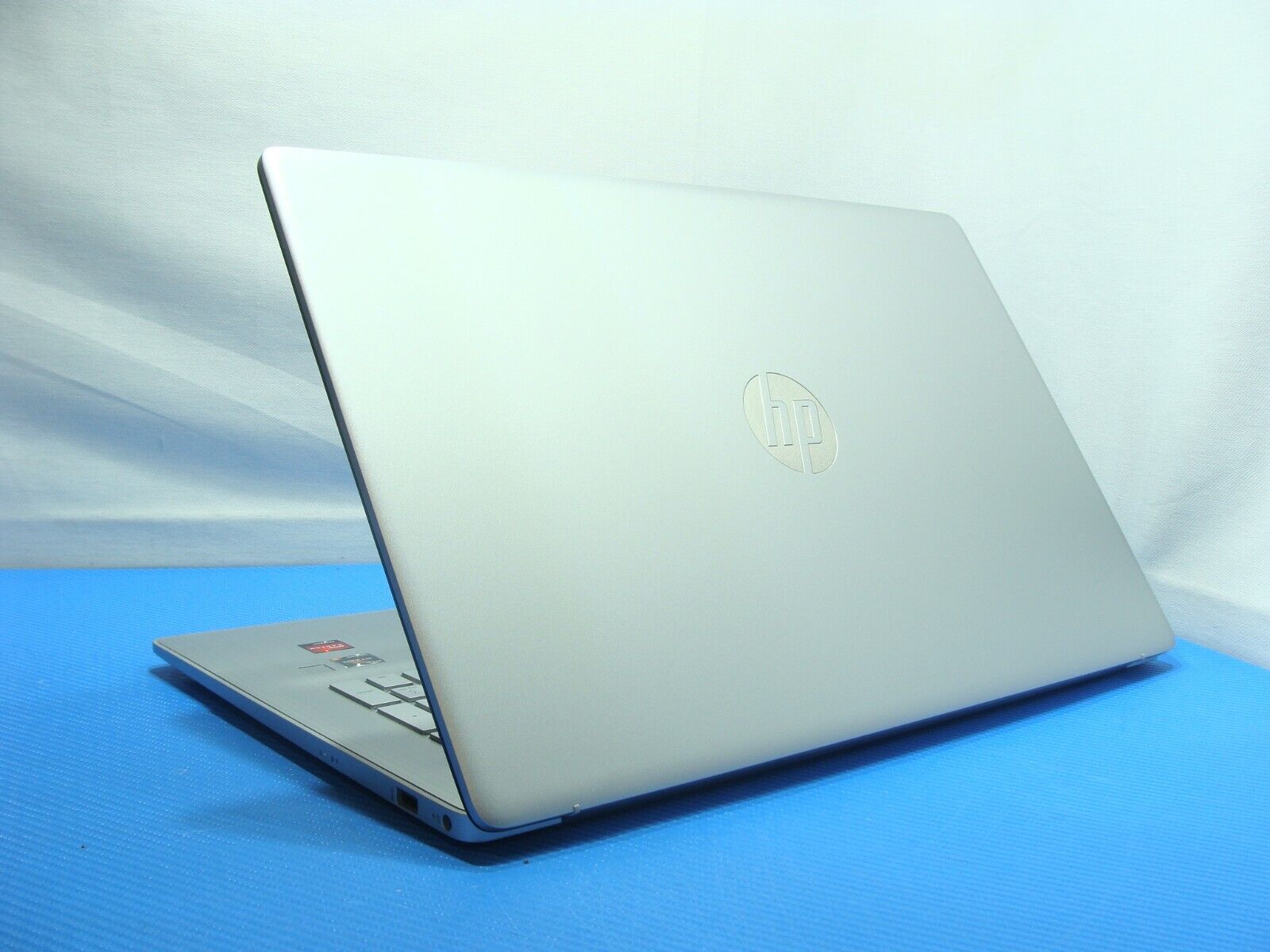 HP Laptop 17-cp0013dx 17.3