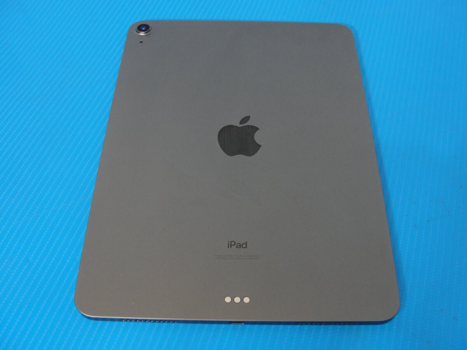 Apple iPad Air 4th Gen. 64GB, Wi-Fi, 10.9 in - Space Gray /READ