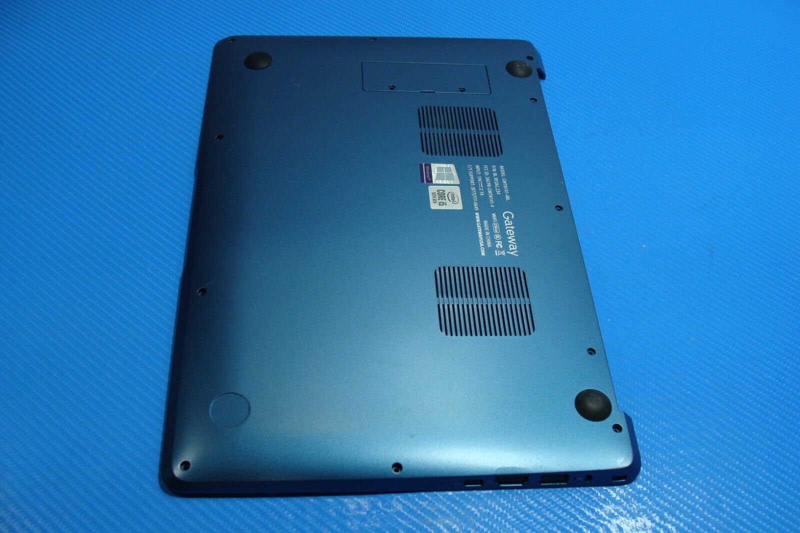 Gateway 14.1” GWTN141-4BL Genuine Laptop Bottom Case w/Cover Door Blue