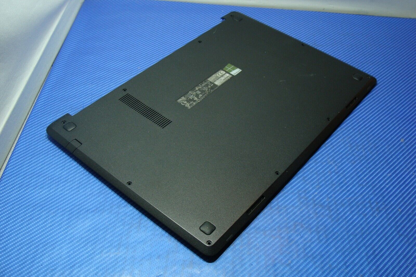 Asus TP500LA-AB53T 15.6