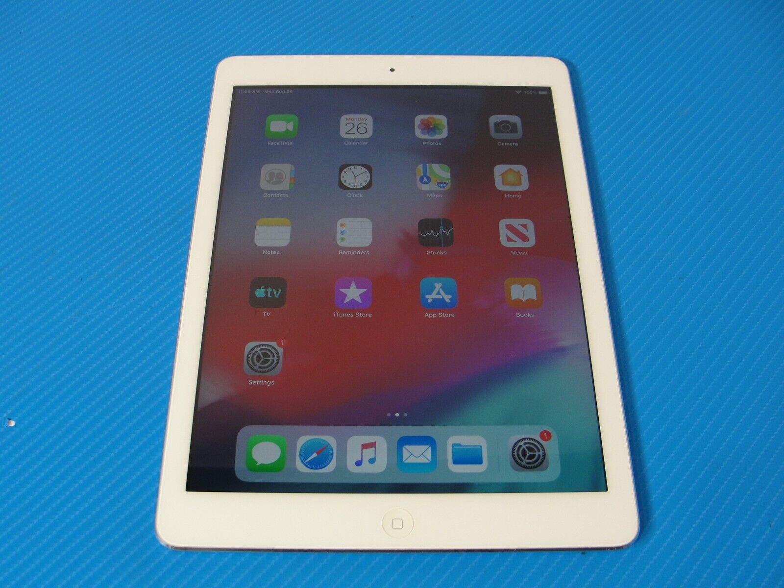 Apple discount iPad Model A1474 16GB