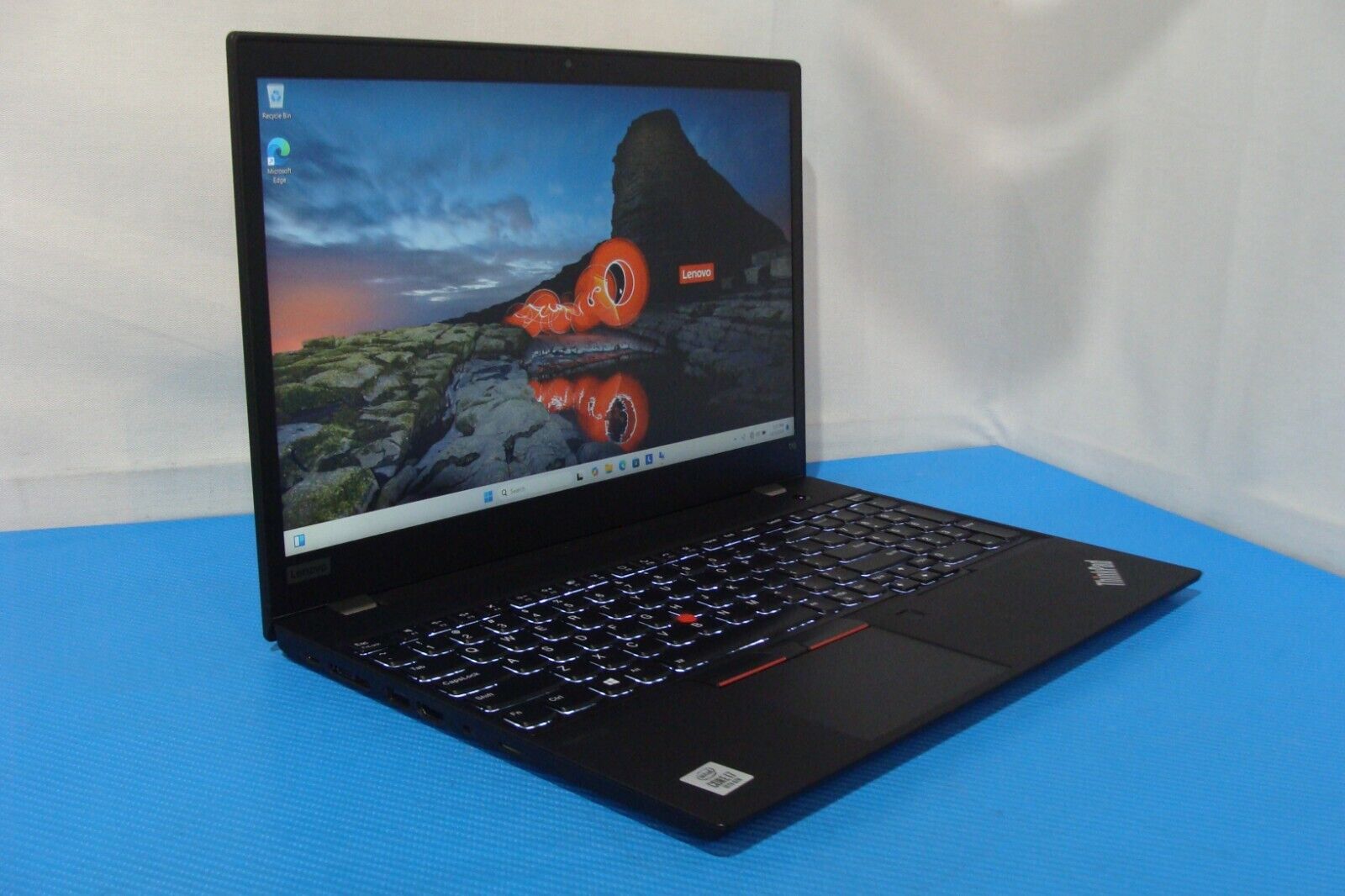 Lenovo ThinkPad T15 Gen 1 15.6