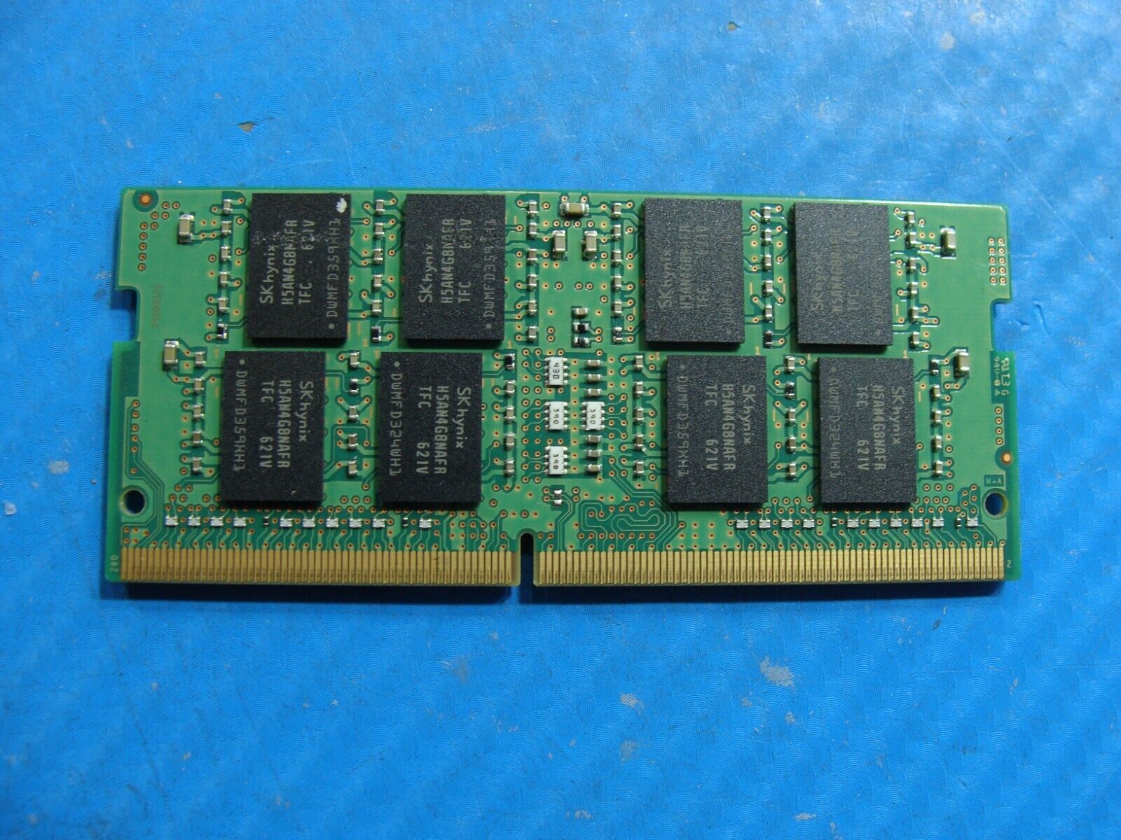 Dell E7470 SK Hynix 8GB 2Rx8 PC4-2133P Memory RAM SO-DIMM HMA41GS6AFR8N-TF