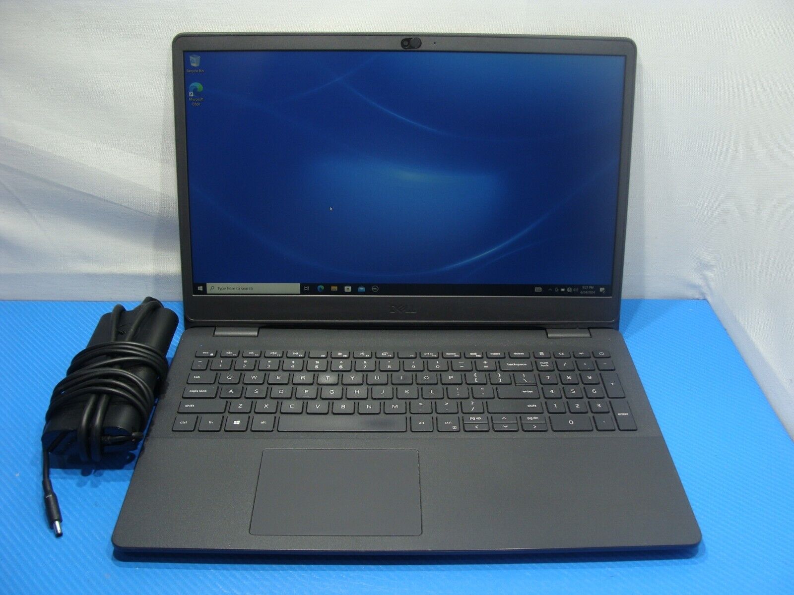 Dell Vostro 15 3500 15.6