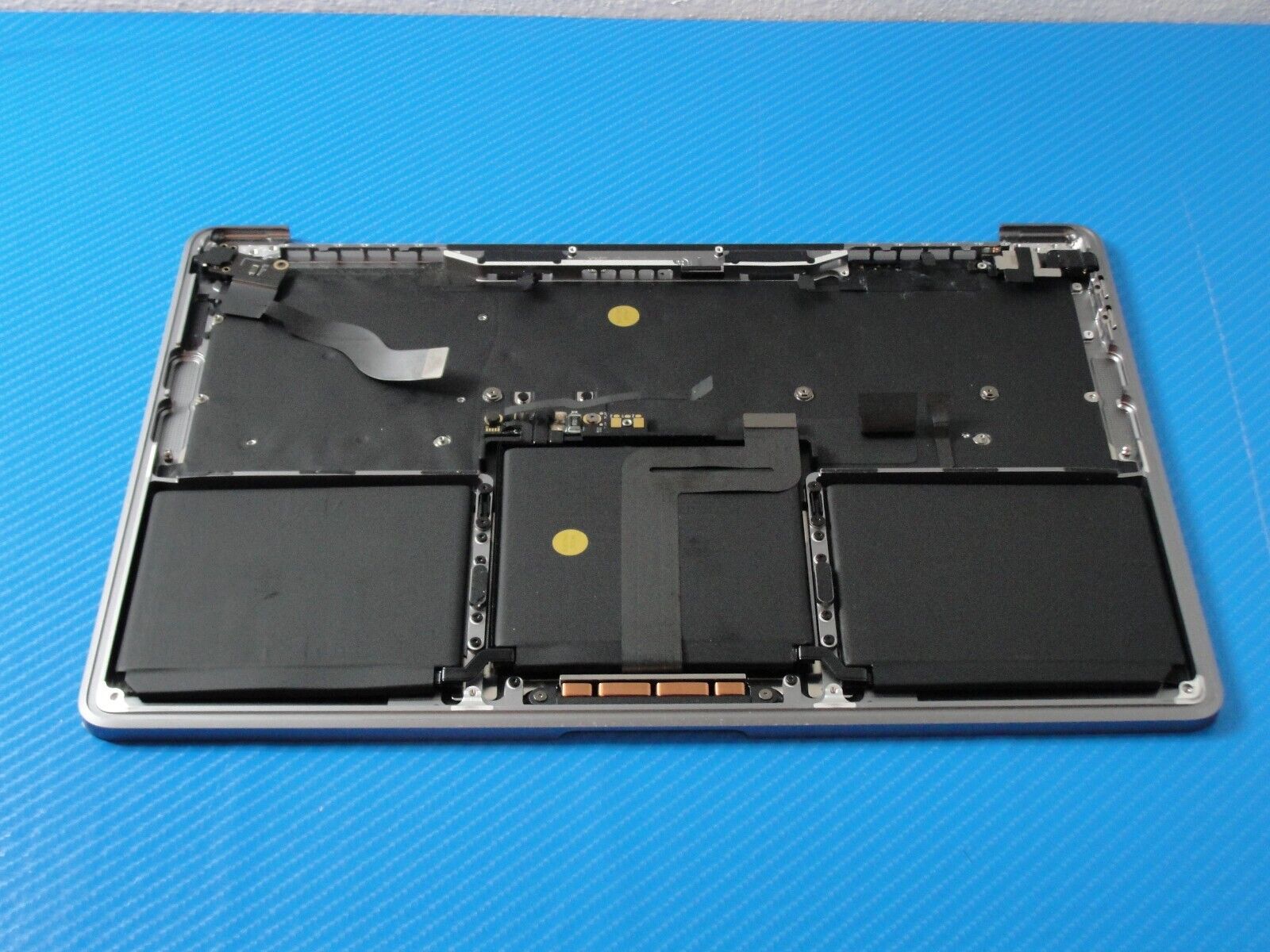 MacBook Pro A2338 13