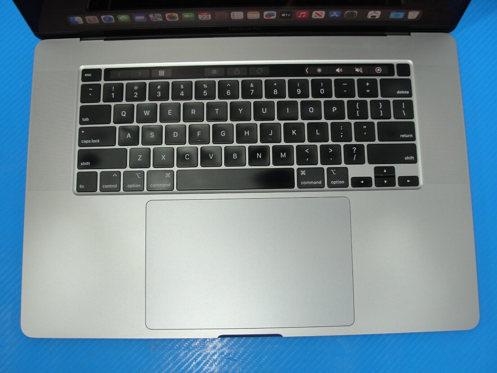 Apple MacBook Pro 16