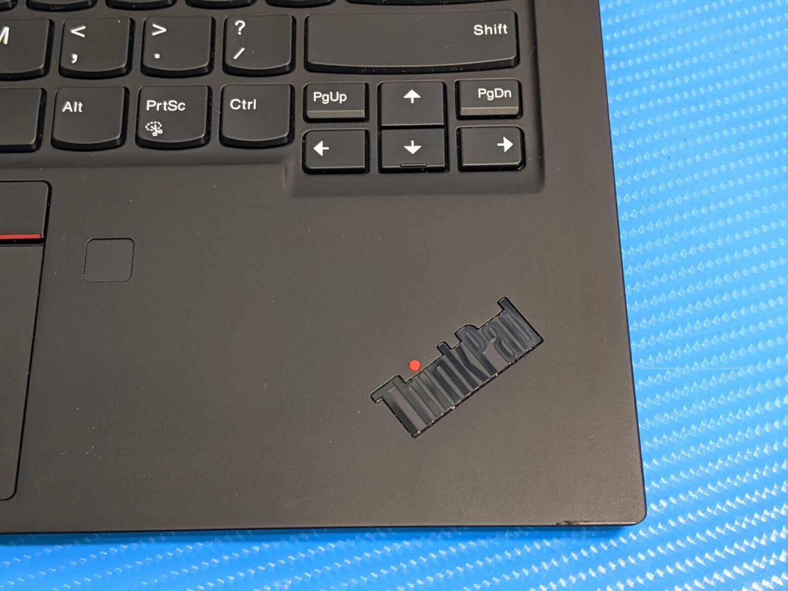 Lenovo ThinkPad X1 Carbon Gen 8 14