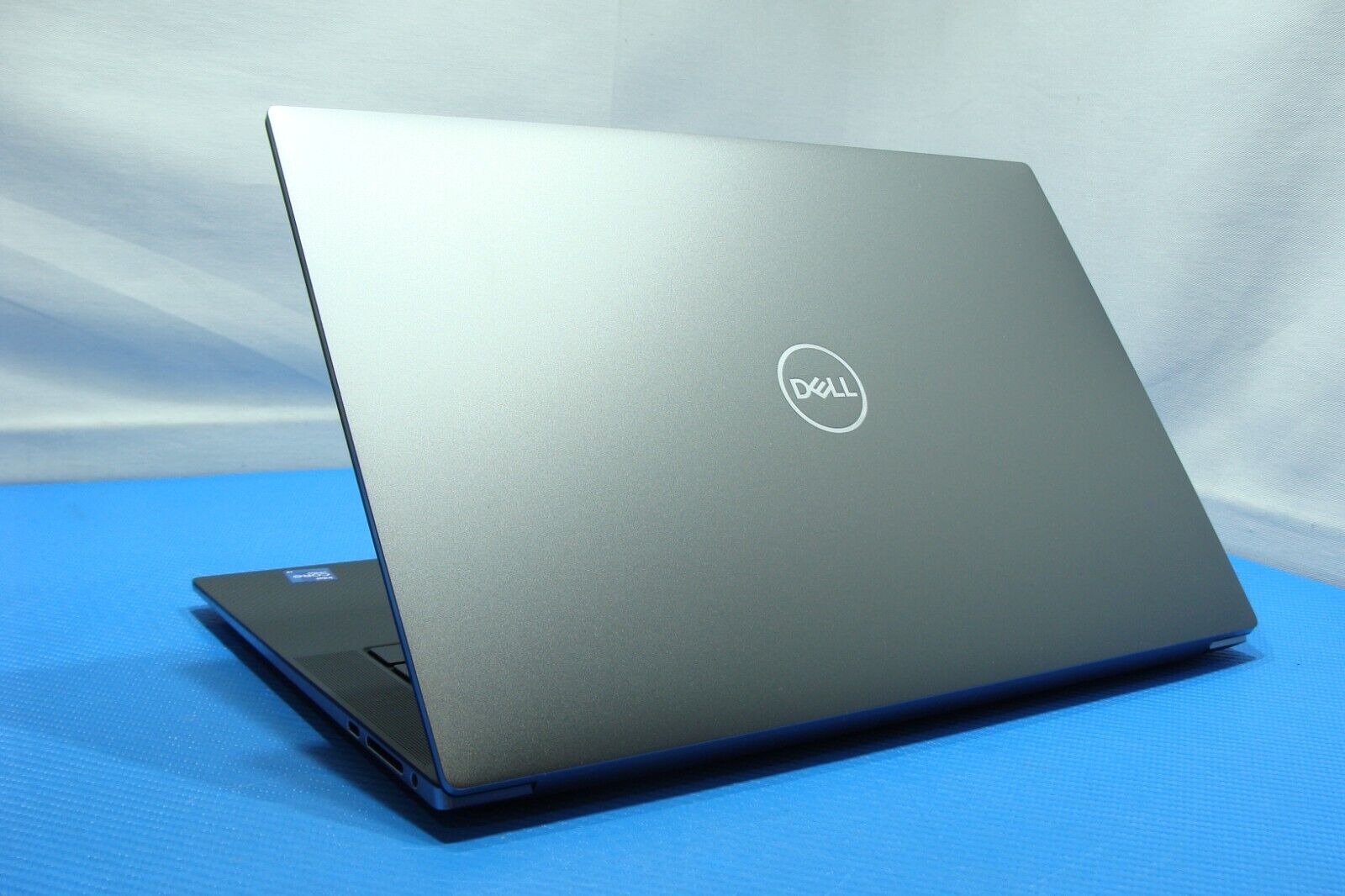 Dell Precision 5560 15.6