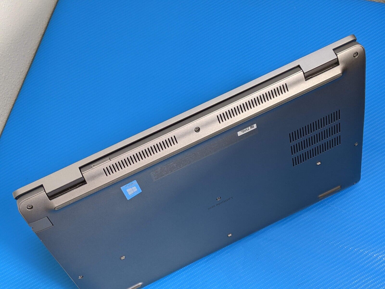 Dell Latitude 5520 15.6