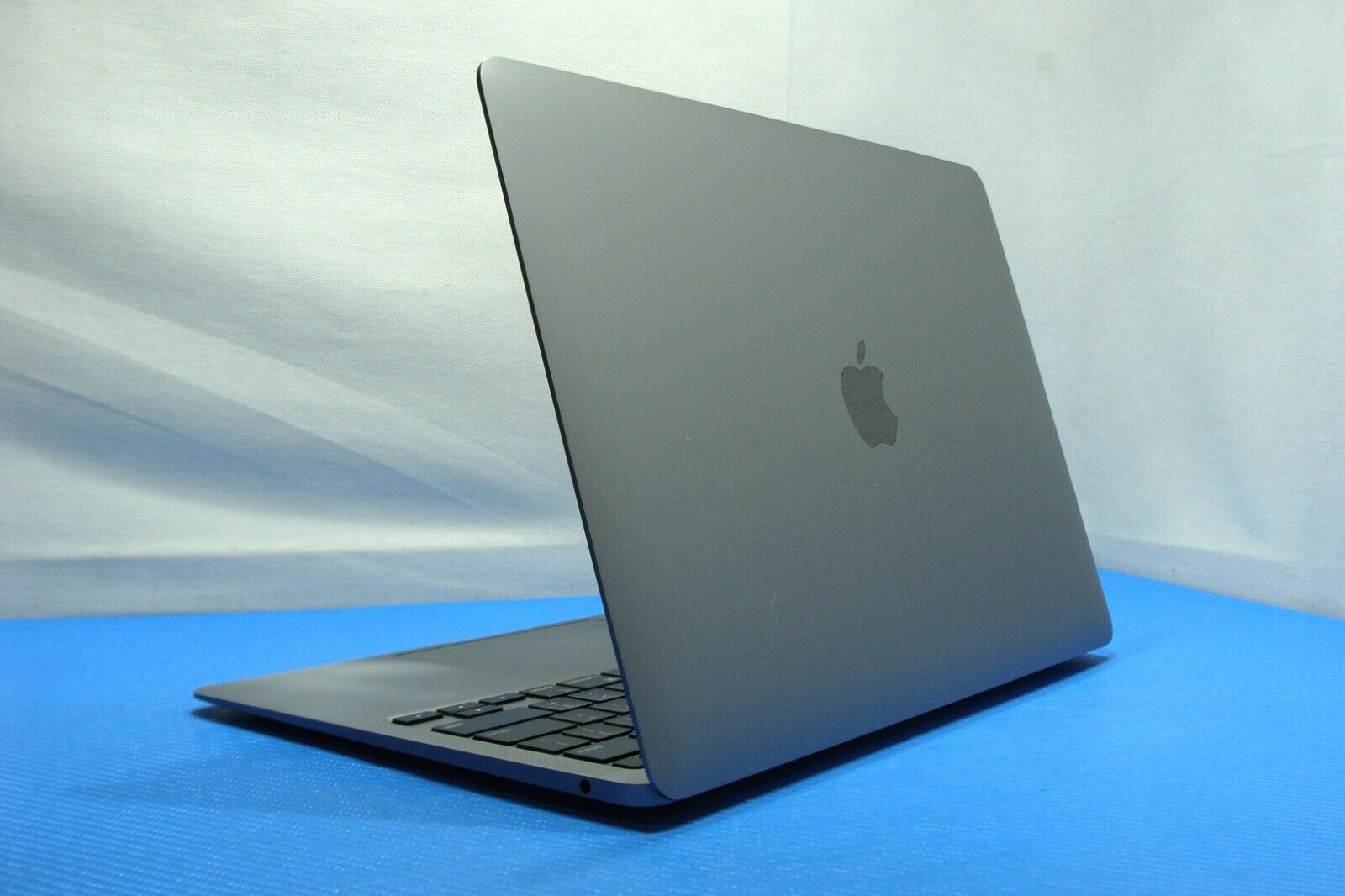 Apple MacBook Air 13